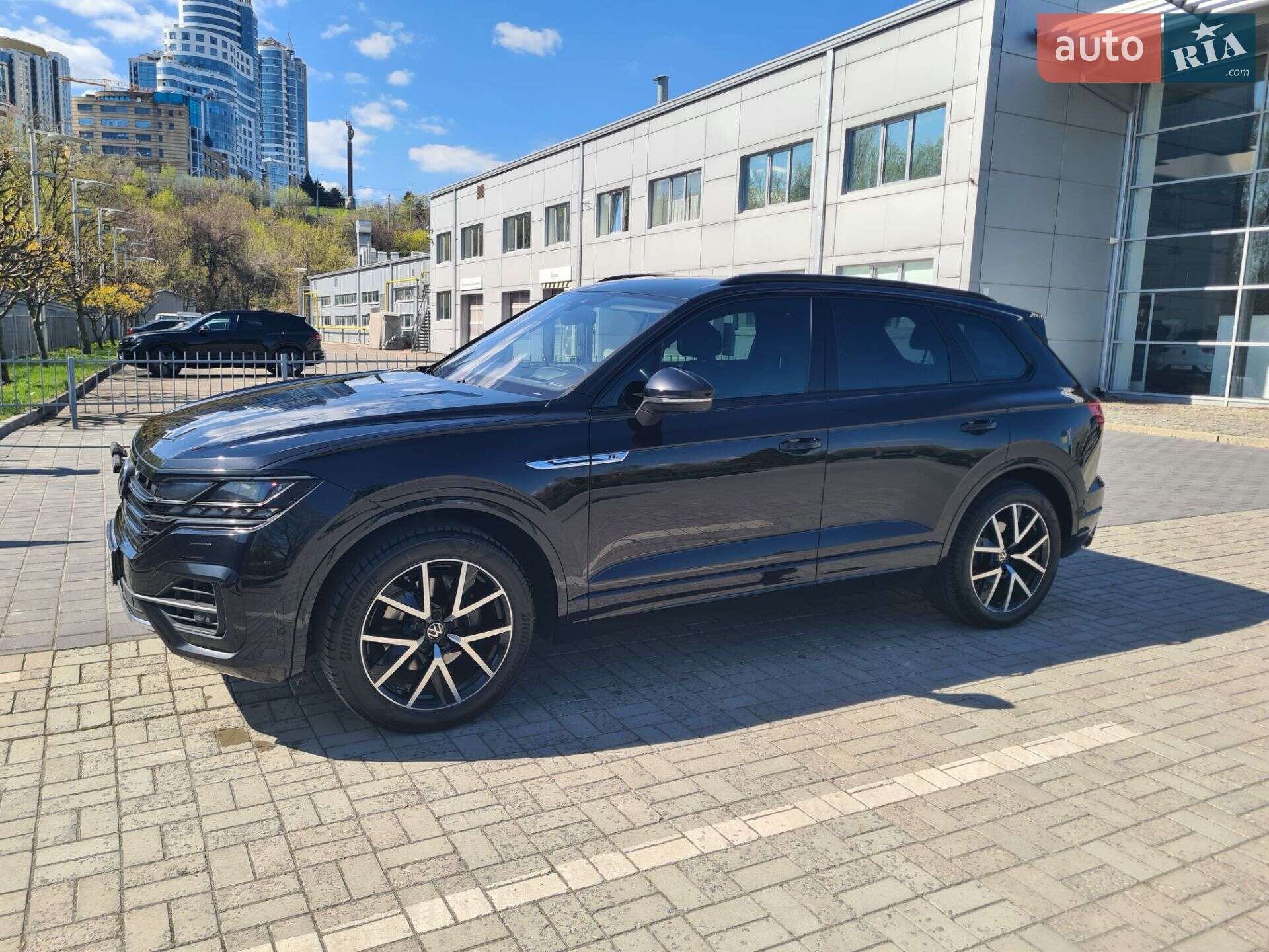 Volkswagen Touareg 2020 VIN WVGZZZCRZMD007181 фото оголошення 12 з 24