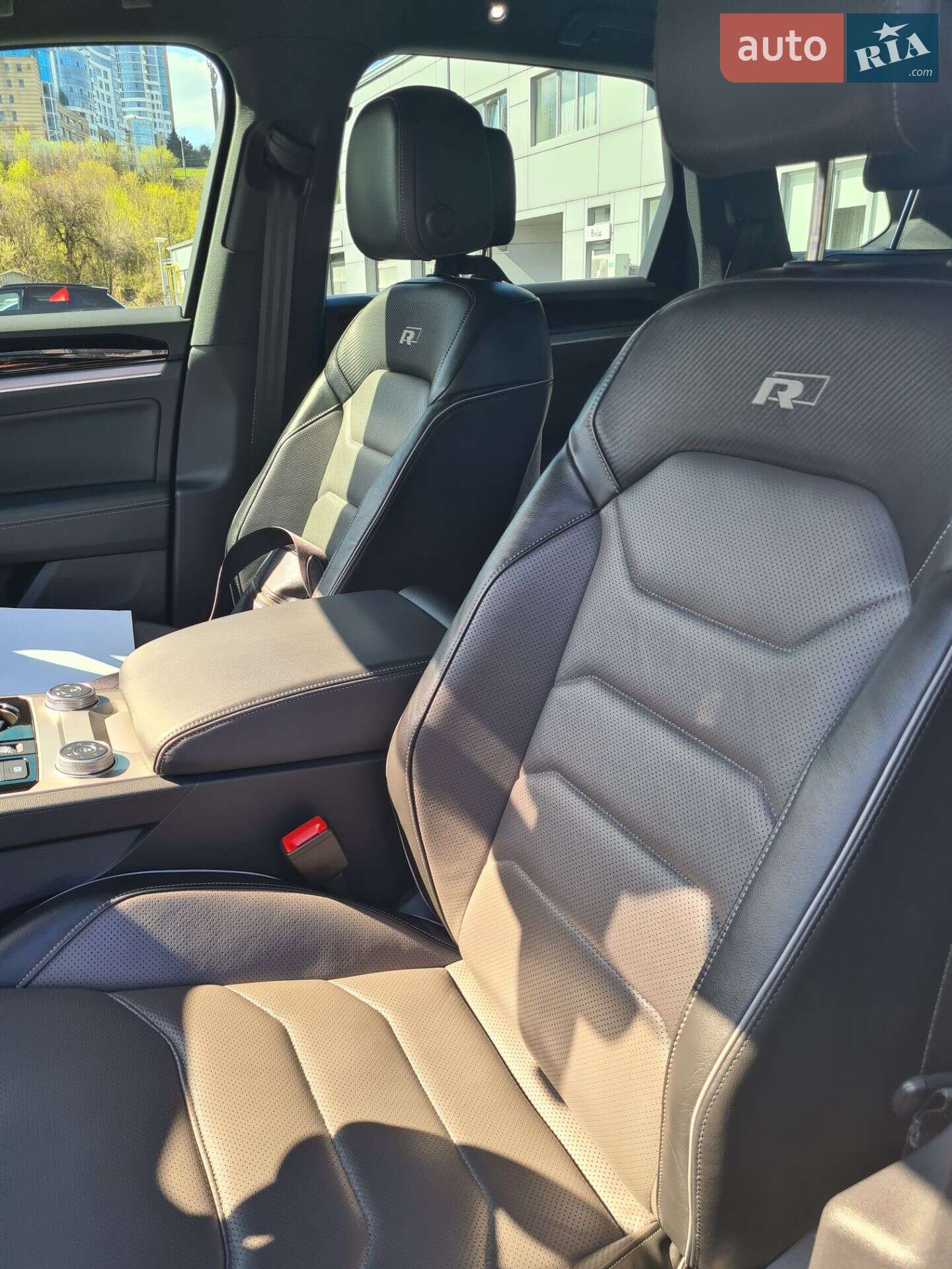 Volkswagen Touareg 2020 VIN WVGZZZCRZMD007181 фото оголошення 19 з 24