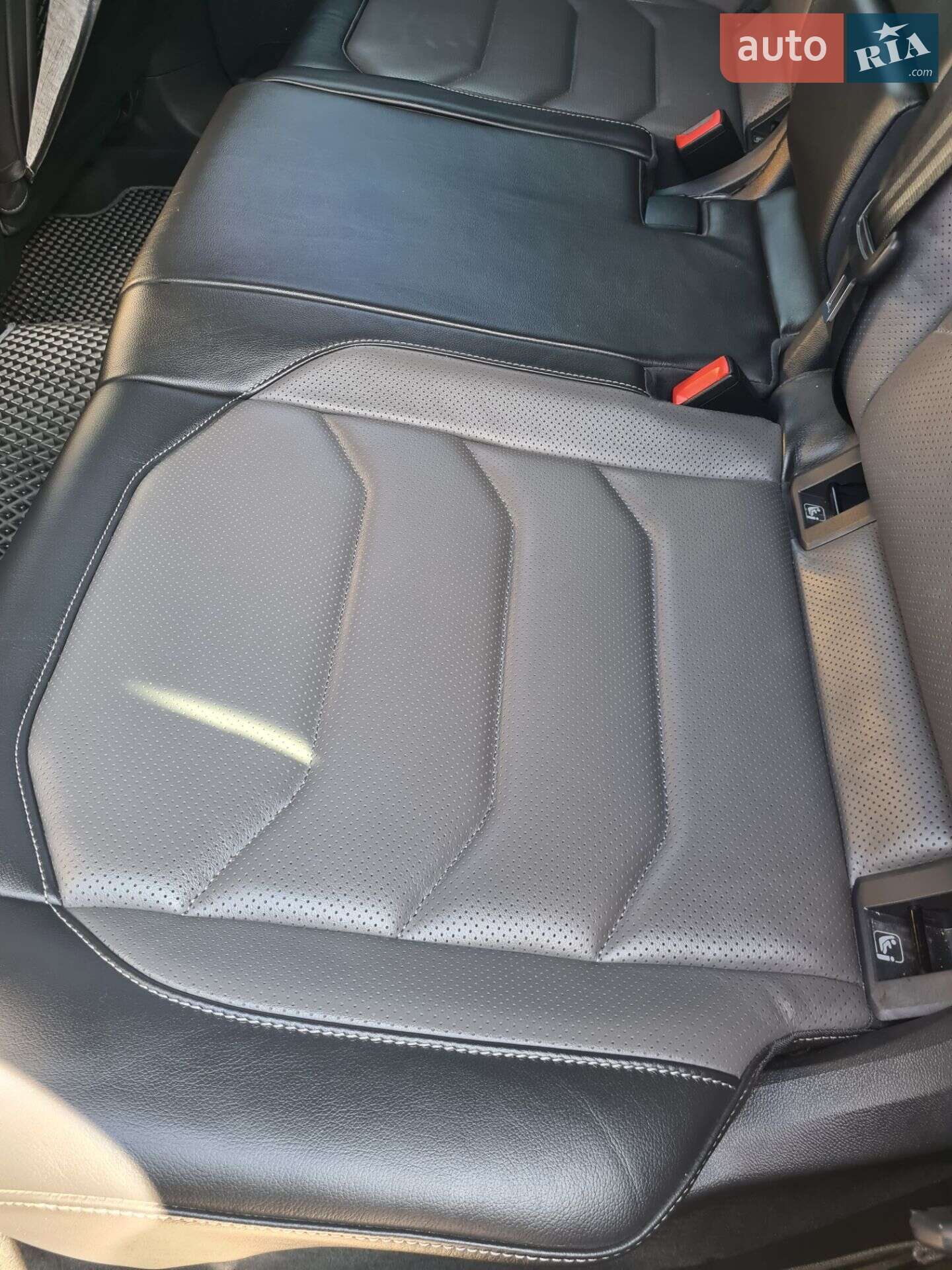 Volkswagen Touareg 2020 VIN WVGZZZCRZMD007181 фото оголошення 20 з 24