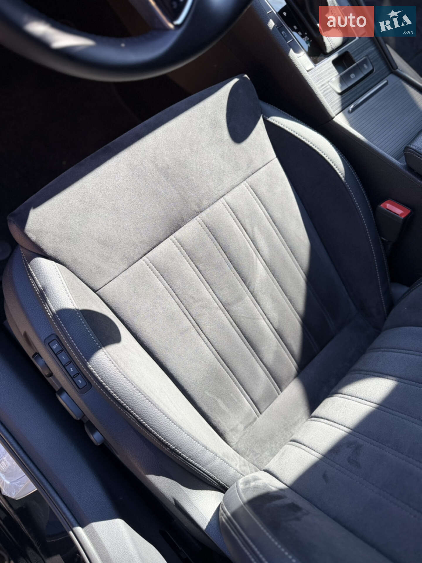 Skoda Superb 2022 VIN TMBAR8NP7NB300113 фото оголошення 13 з 29