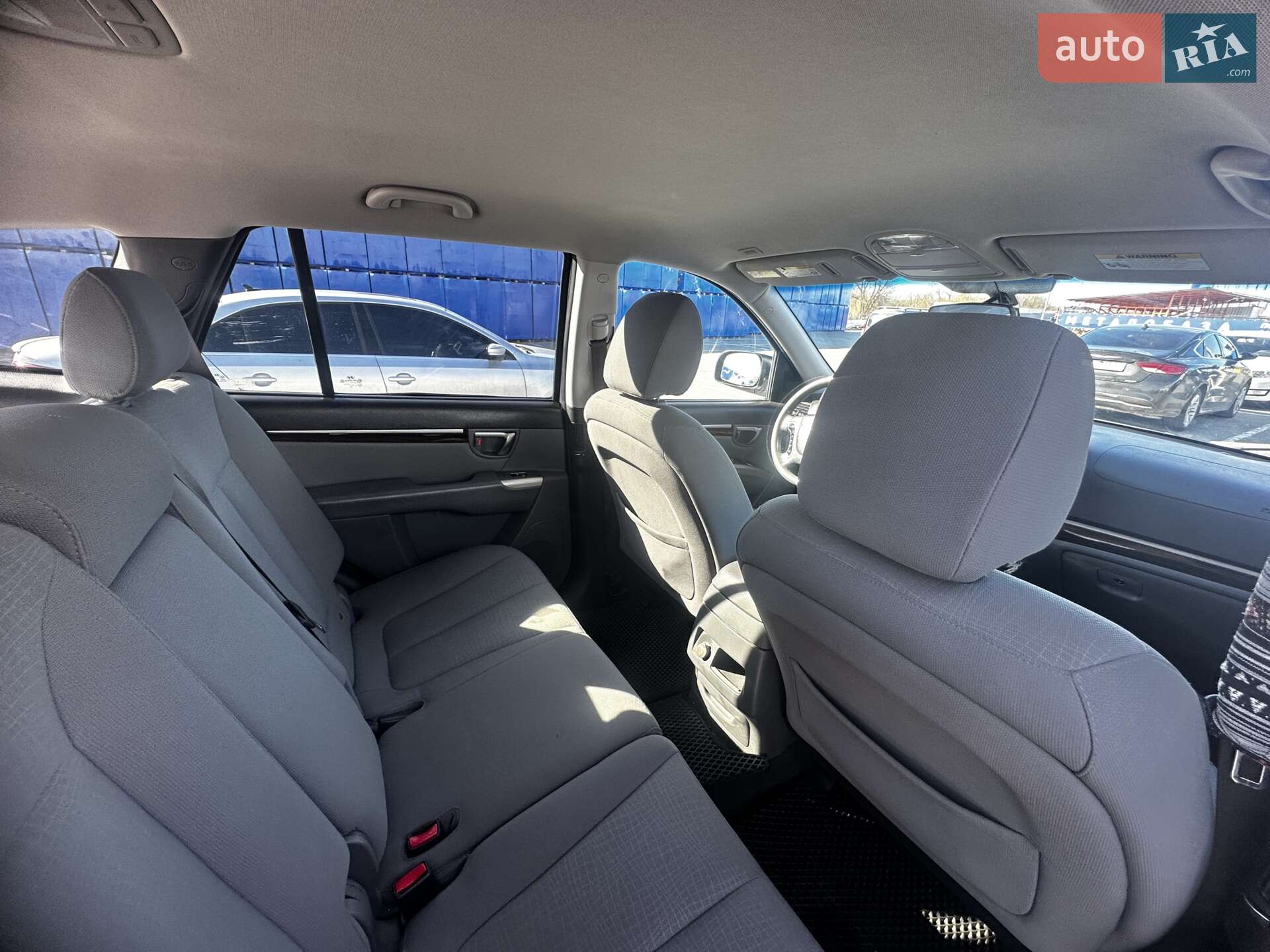 Hyundai Santa FE 2011 VIN 5XYZG3AB2CG104251 фото оголошення 4 з 7
