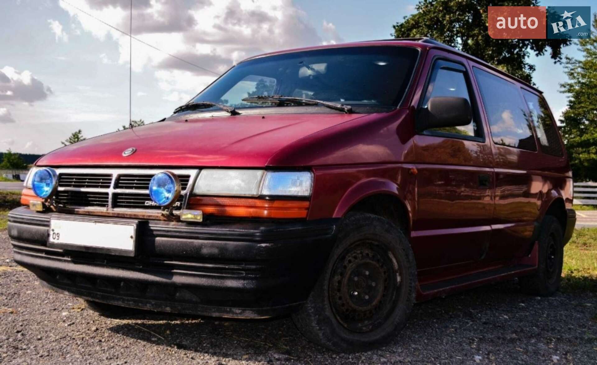 Chrysler Grand Voyager 1994 VIN 1C4GHN5M0RU513996 фото оголошення 4 з 7