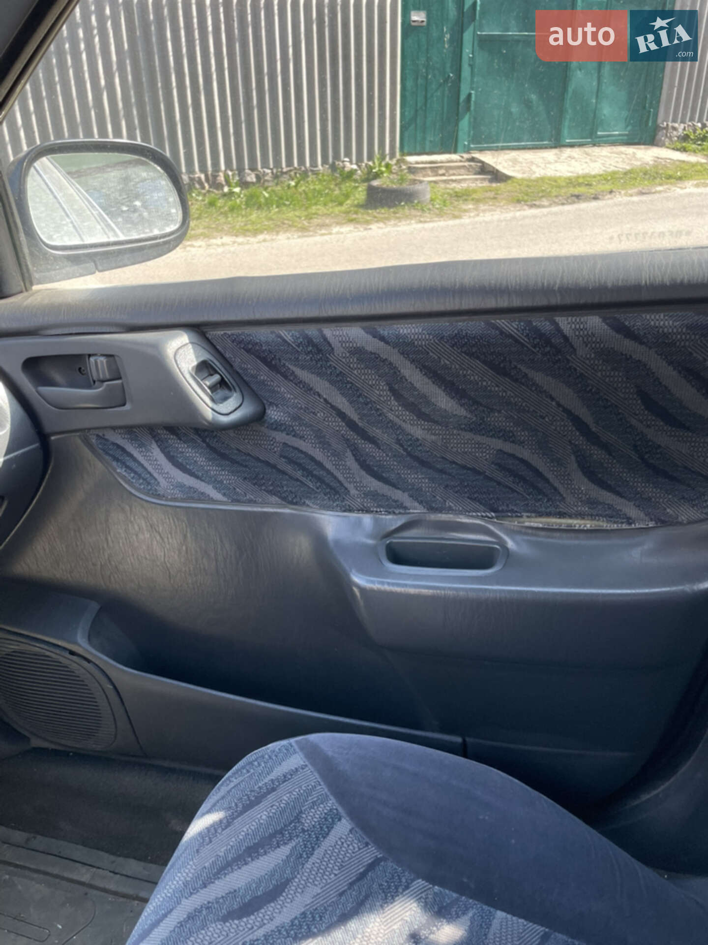 Toyota Carina 1996 VIN SB153SBK10E037777 фото оголошення 18 з 79