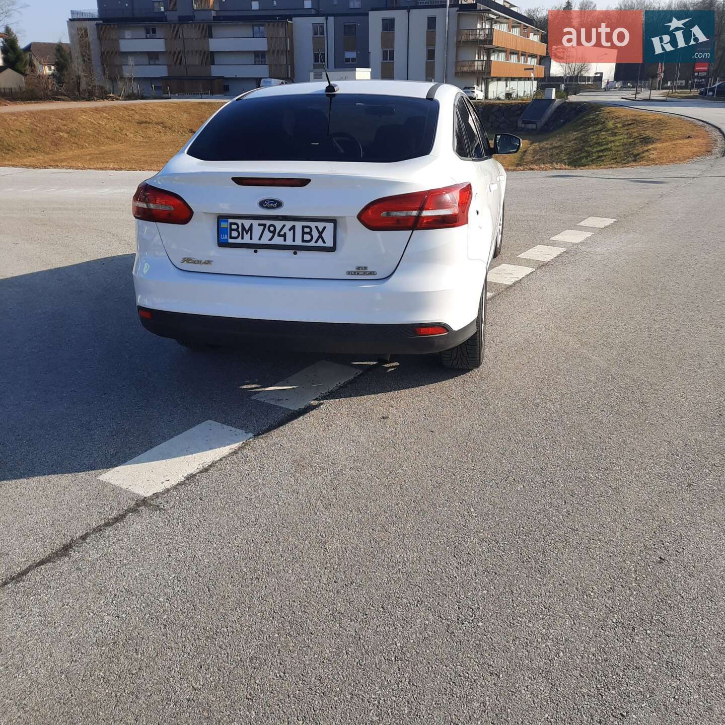 Ford Focus 2015 VIN 1FADP3F27FL384699 фото оголошення 5 з 6