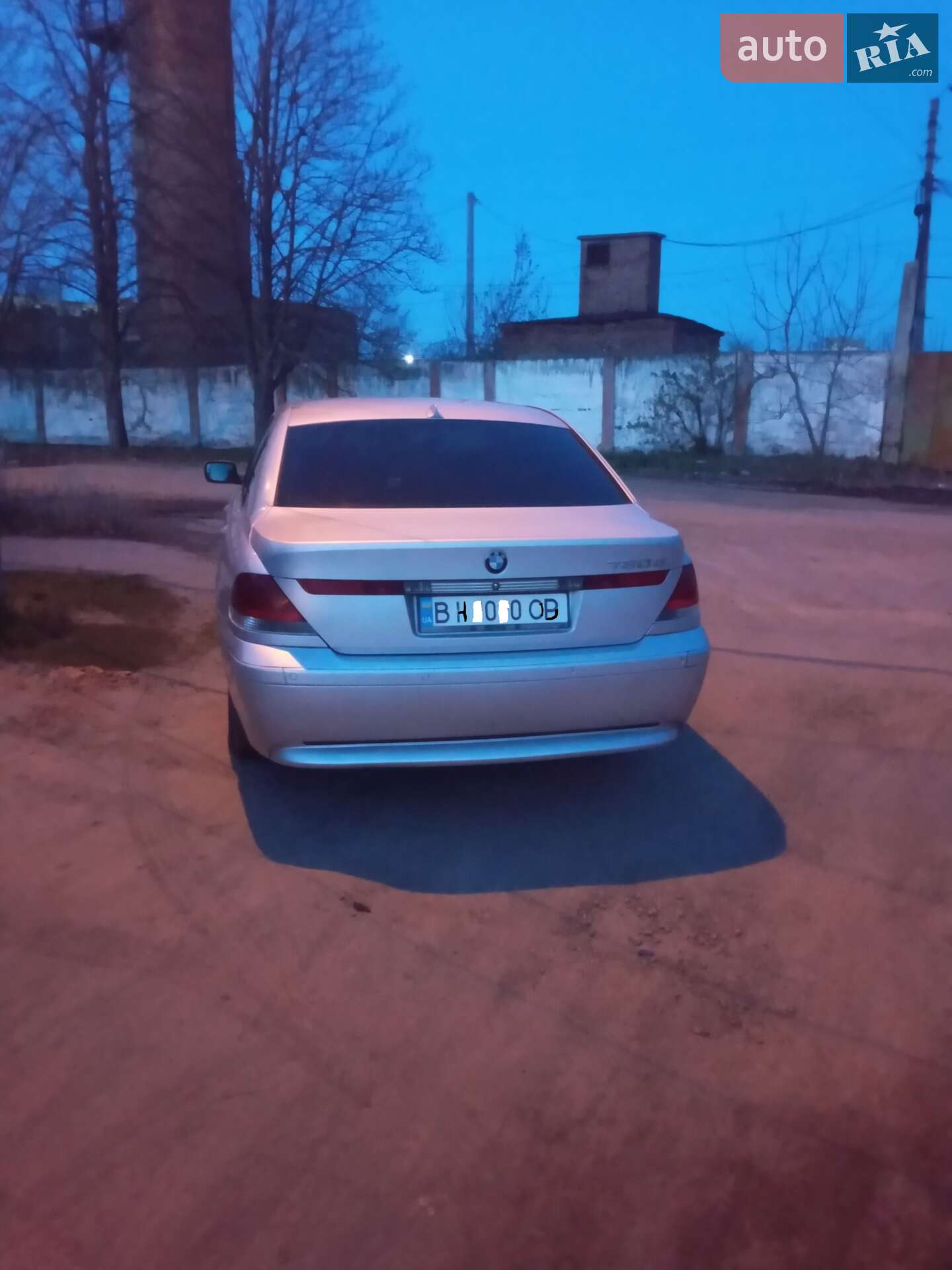 BMW 7 Series 2004 VIN WBAGM11111DR11111 фото оголошення 3 з 14