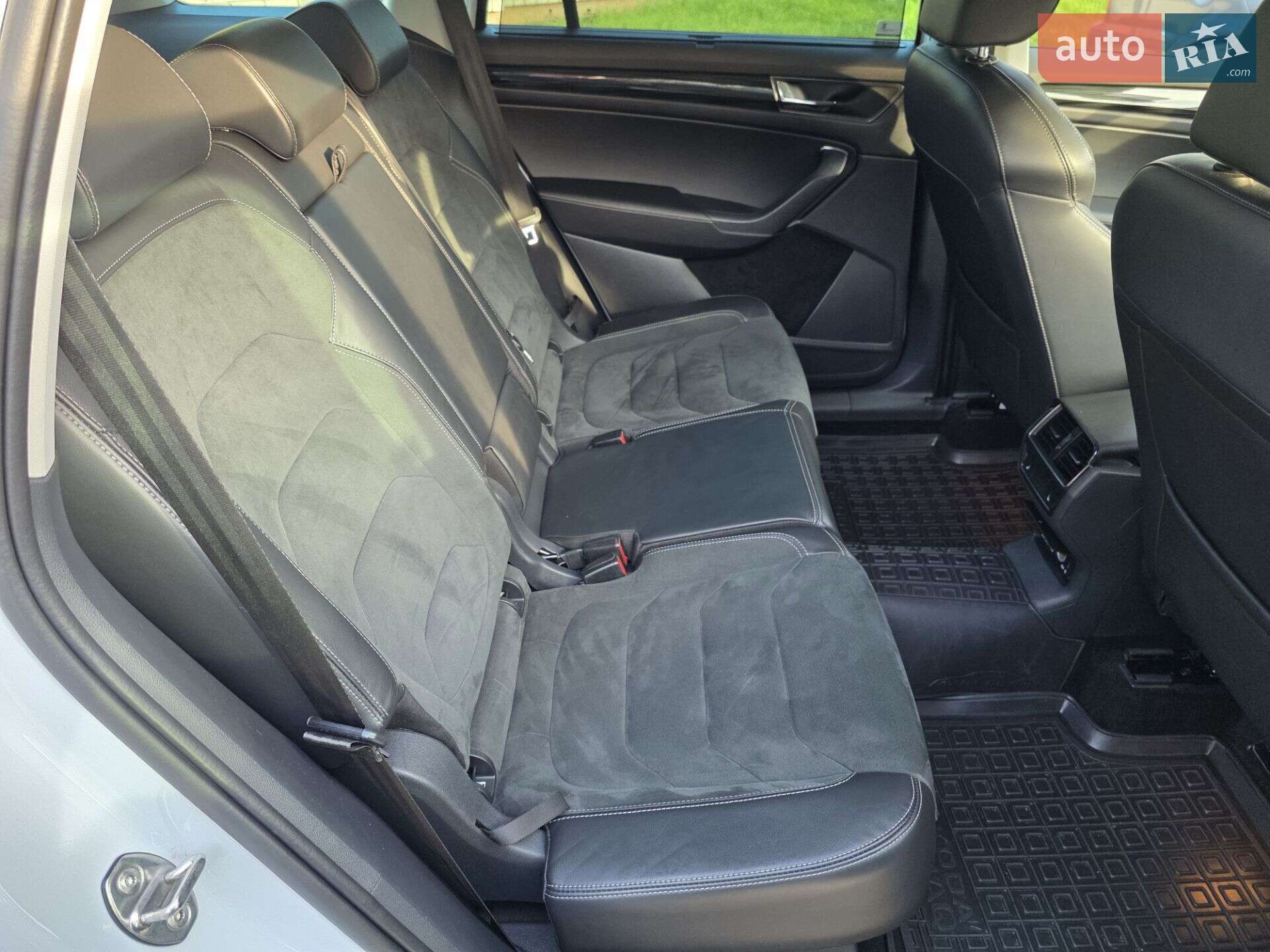 Skoda Kodiaq 2019 VIN TMBLK7NS8L8014986 фото оголошення 18 з 33