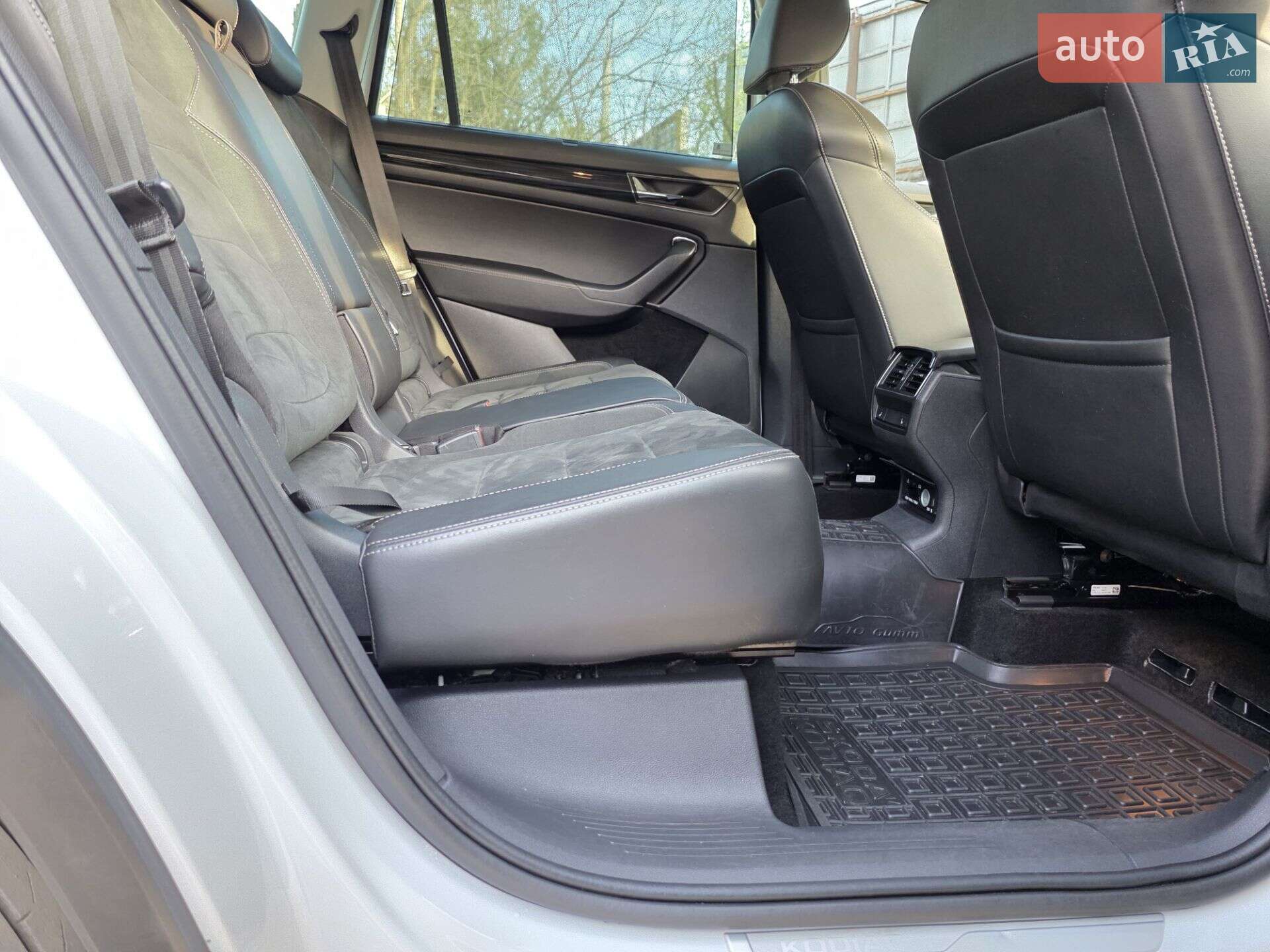 Skoda Kodiaq 2019 VIN TMBLK7NS8L8014986 фото оголошення 19 з 33