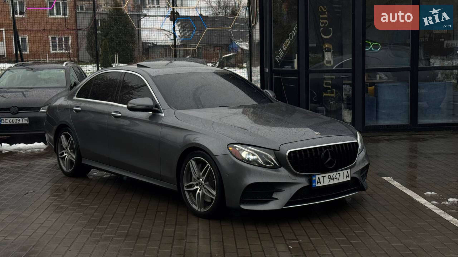 Mercedes-Benz E-Class 2017 VIN WDDZF4JB8JA331973 фото оголошення 3 з 20