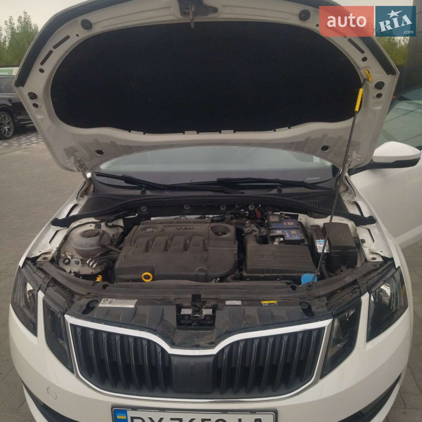 Skoda Octavia 2017 VIN TMBJG9NE4J0120748 фото оголошення 6 з 10