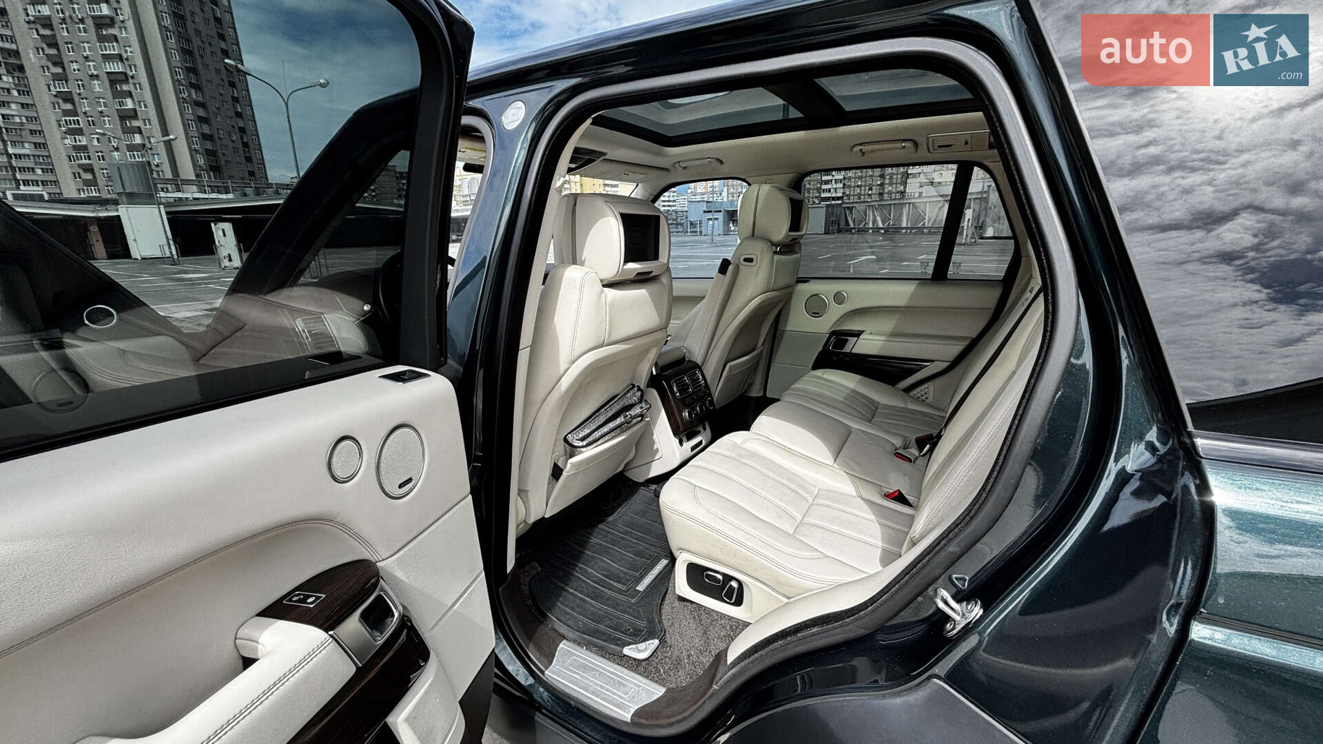 Land Rover Range Rover 2015 VIN SALGS2VF7FA215212 фото оголошення 12 з 16