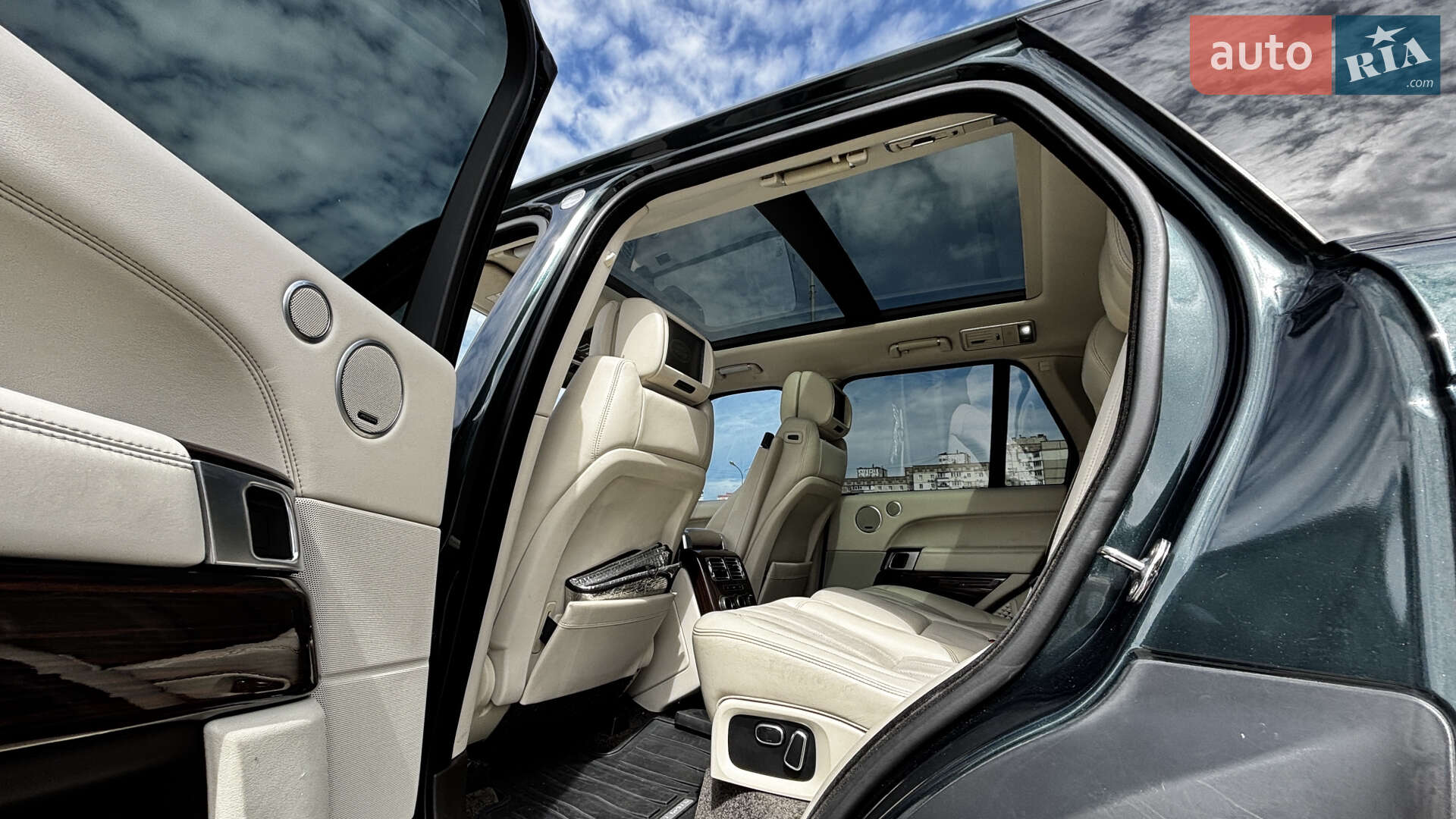 Land Rover Range Rover 2015 VIN SALGS2VF7FA215212 фото оголошення 13 з 16