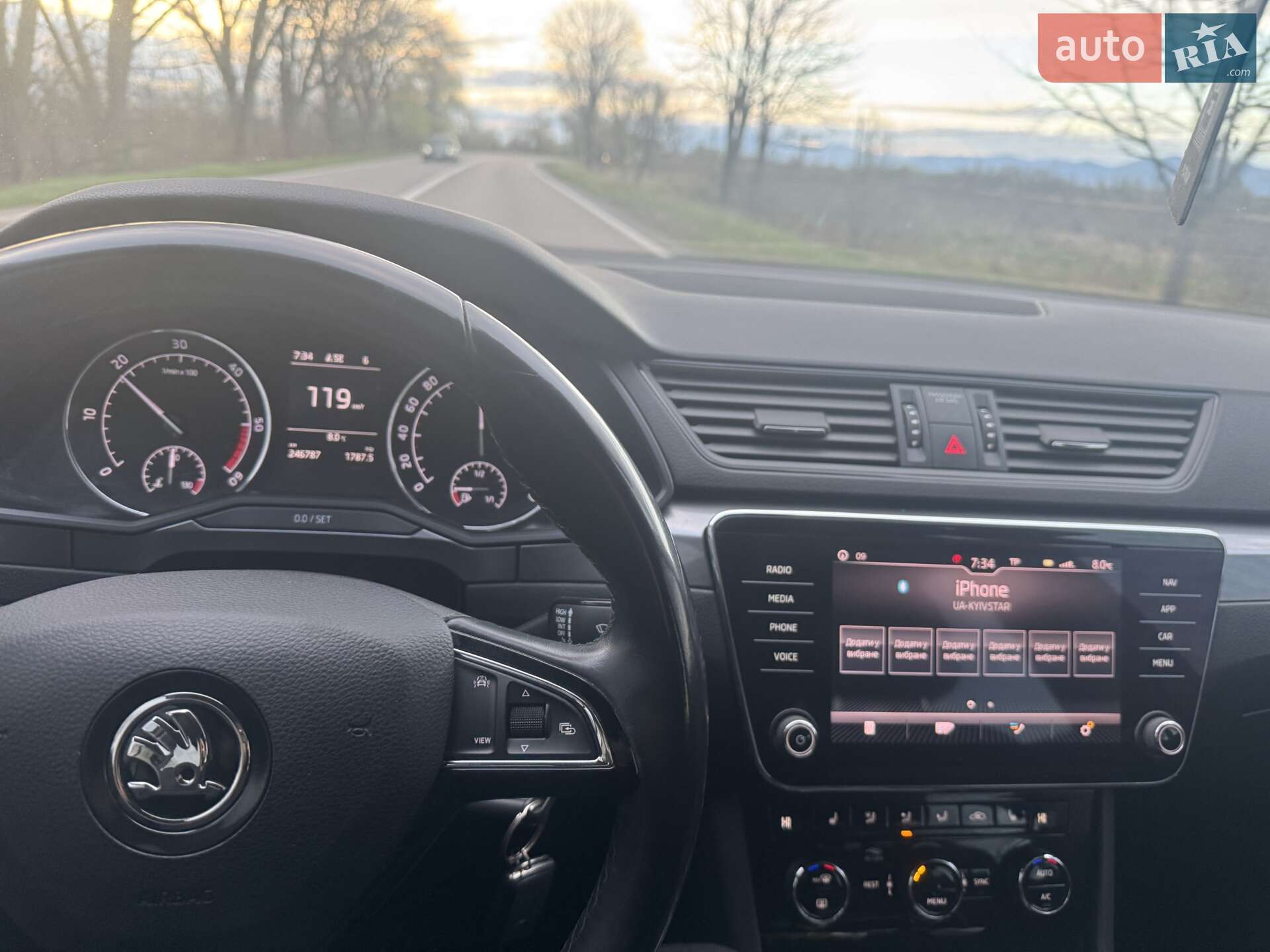 Skoda Superb 2019 VIN TMBJH9NP2K7043238 фото оголошення 9 з 10