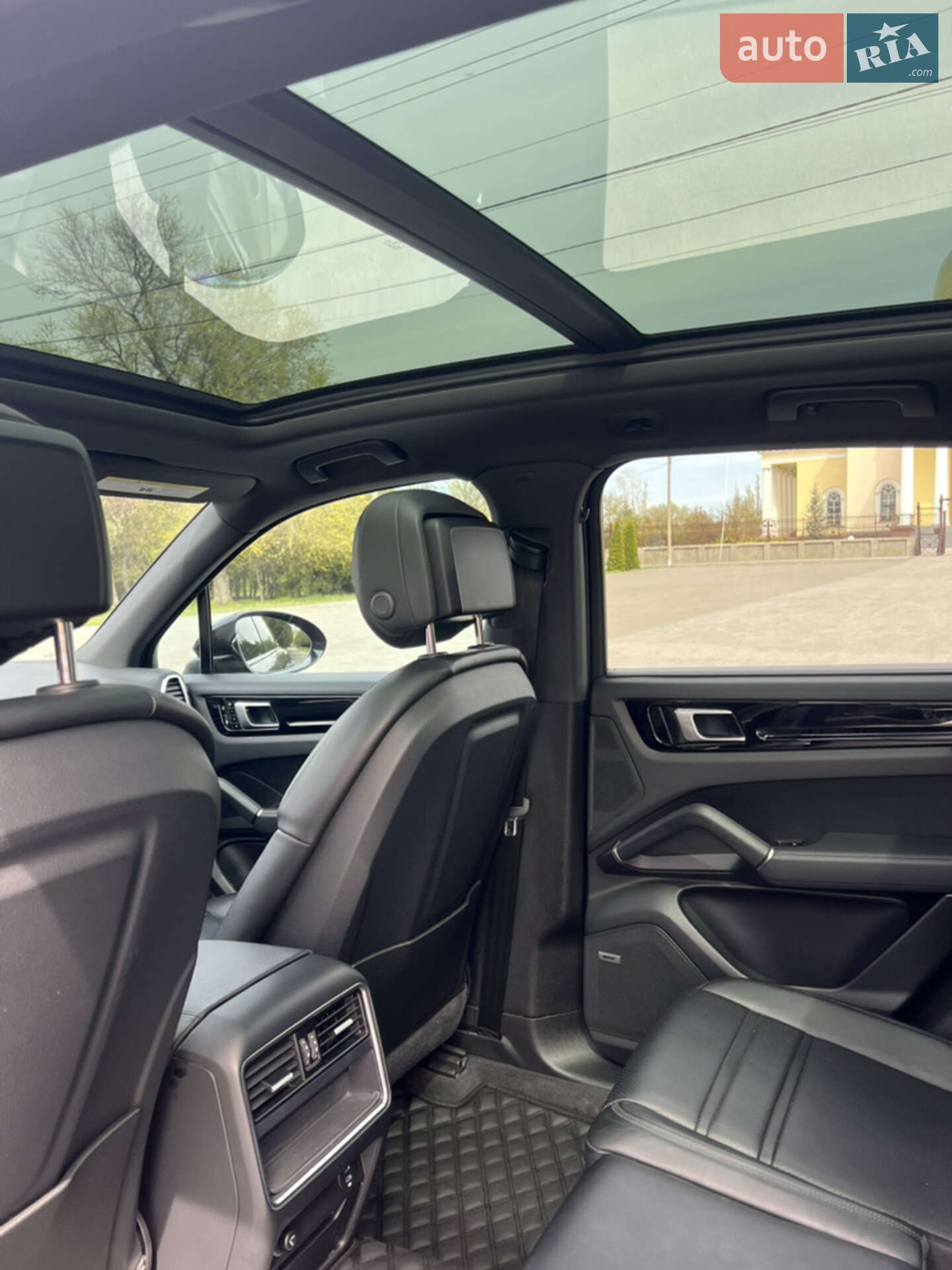 Porsche Cayenne 2020 VIN WP1AA2AYXLDA10094 фото оголошення 5 з 8