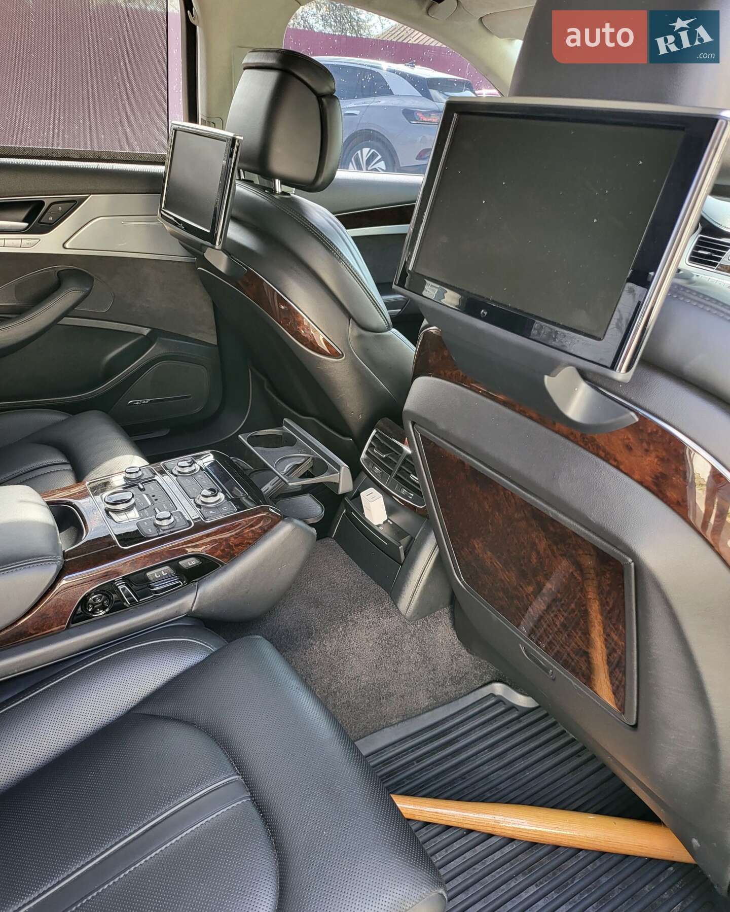 Audi A8 2012 VIN WAUZZZ4H7DN004389 фото оголошення 8 з 19