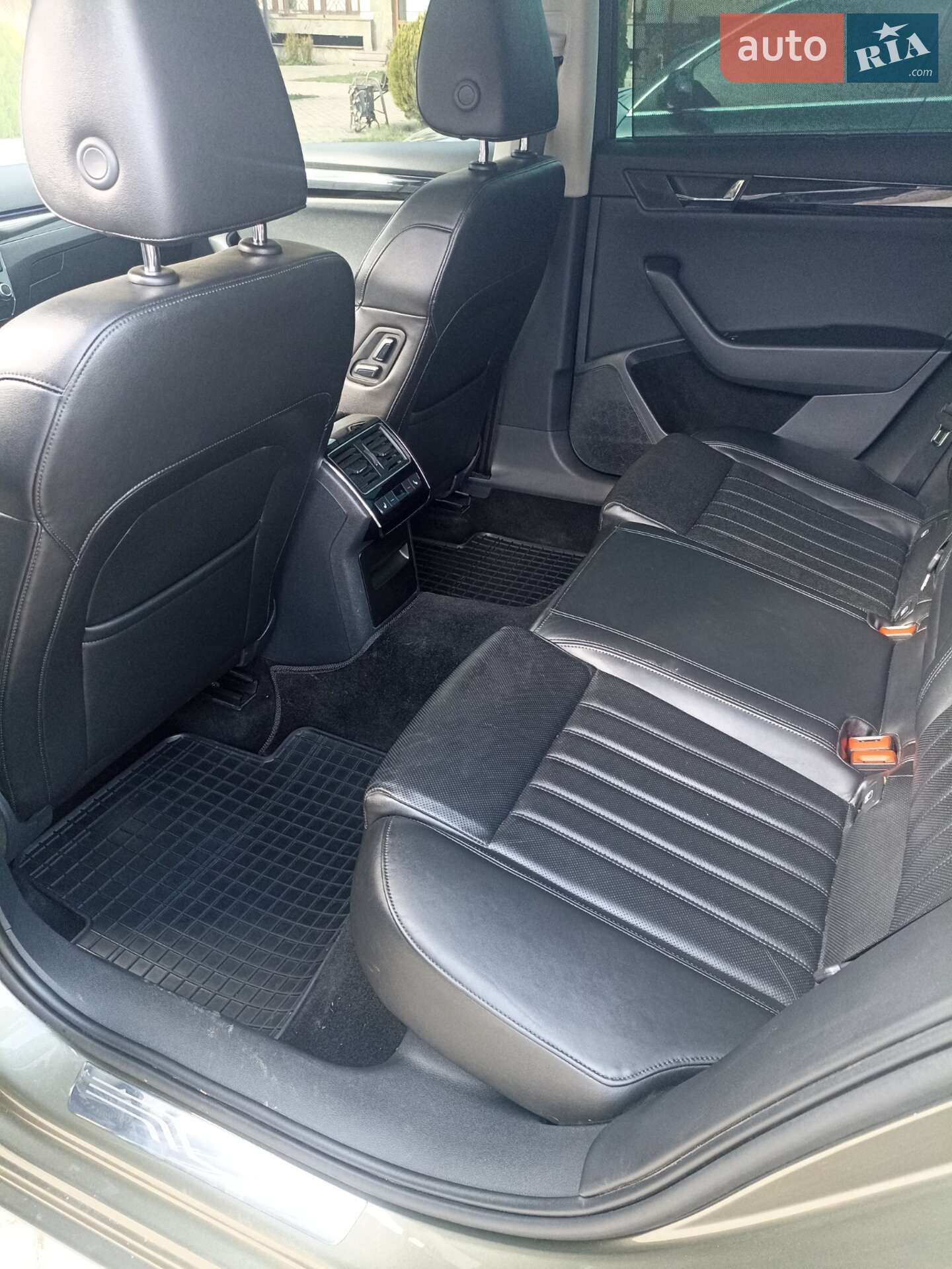 Skoda Superb 2016 VIN TMBAH7NP8H7006448 фото оголошення 14 з 15