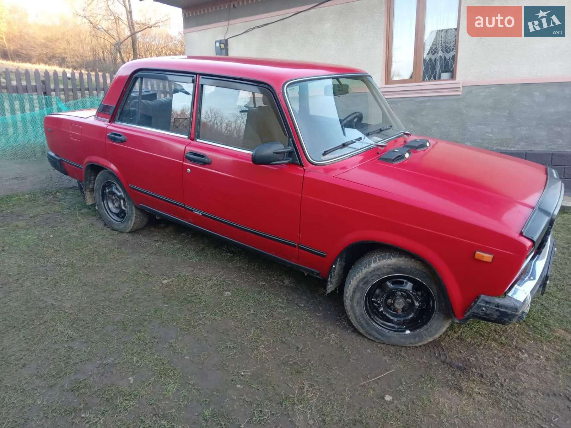 ВАЗ / Lada 2107 1993 VIN XTA210700P0787088 фото оголошення 2 з 6