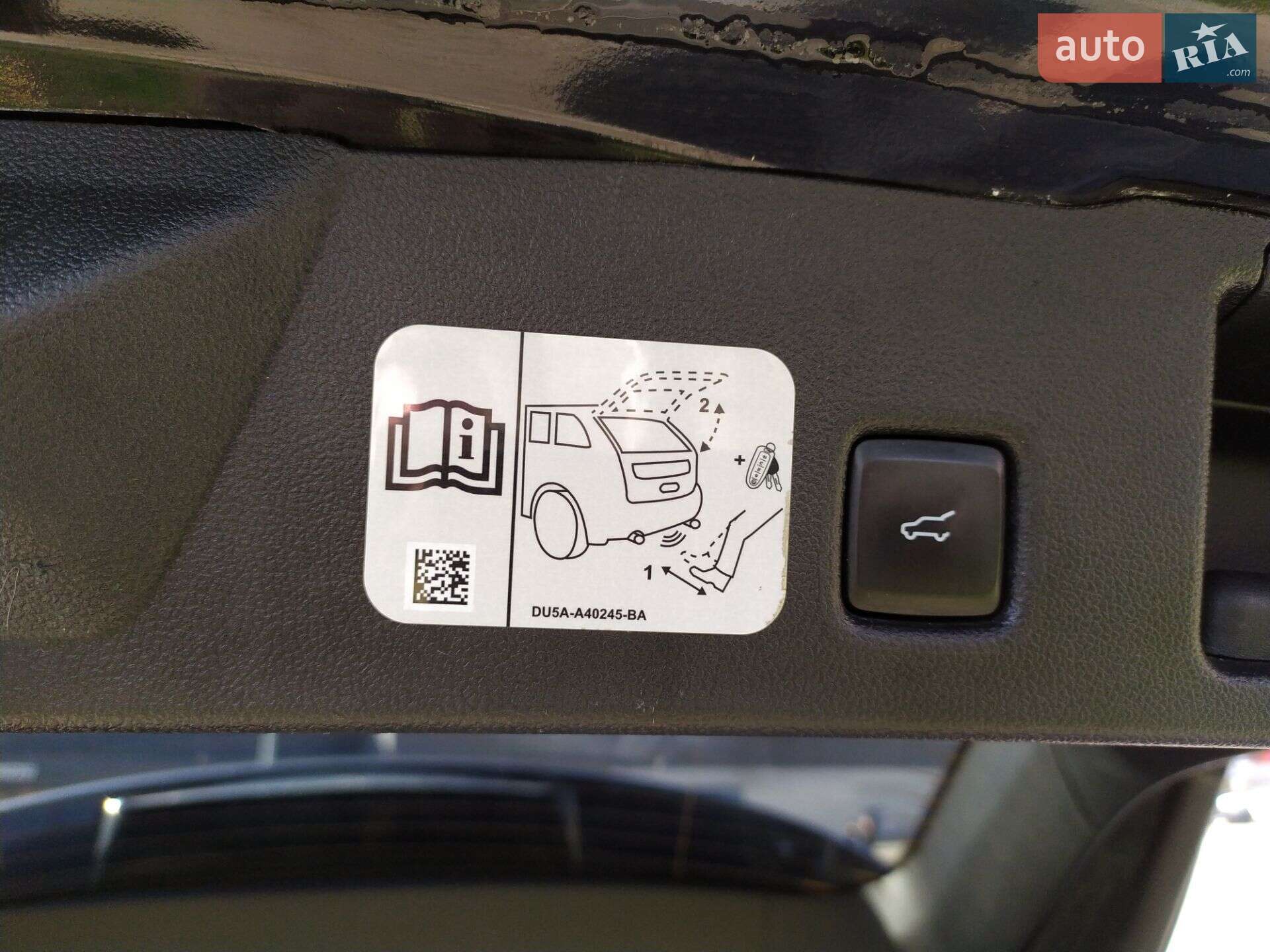 Ford Escape 2020 VIN 1FMCU9DZ2LUB26545 фото оголошення 3 з 96