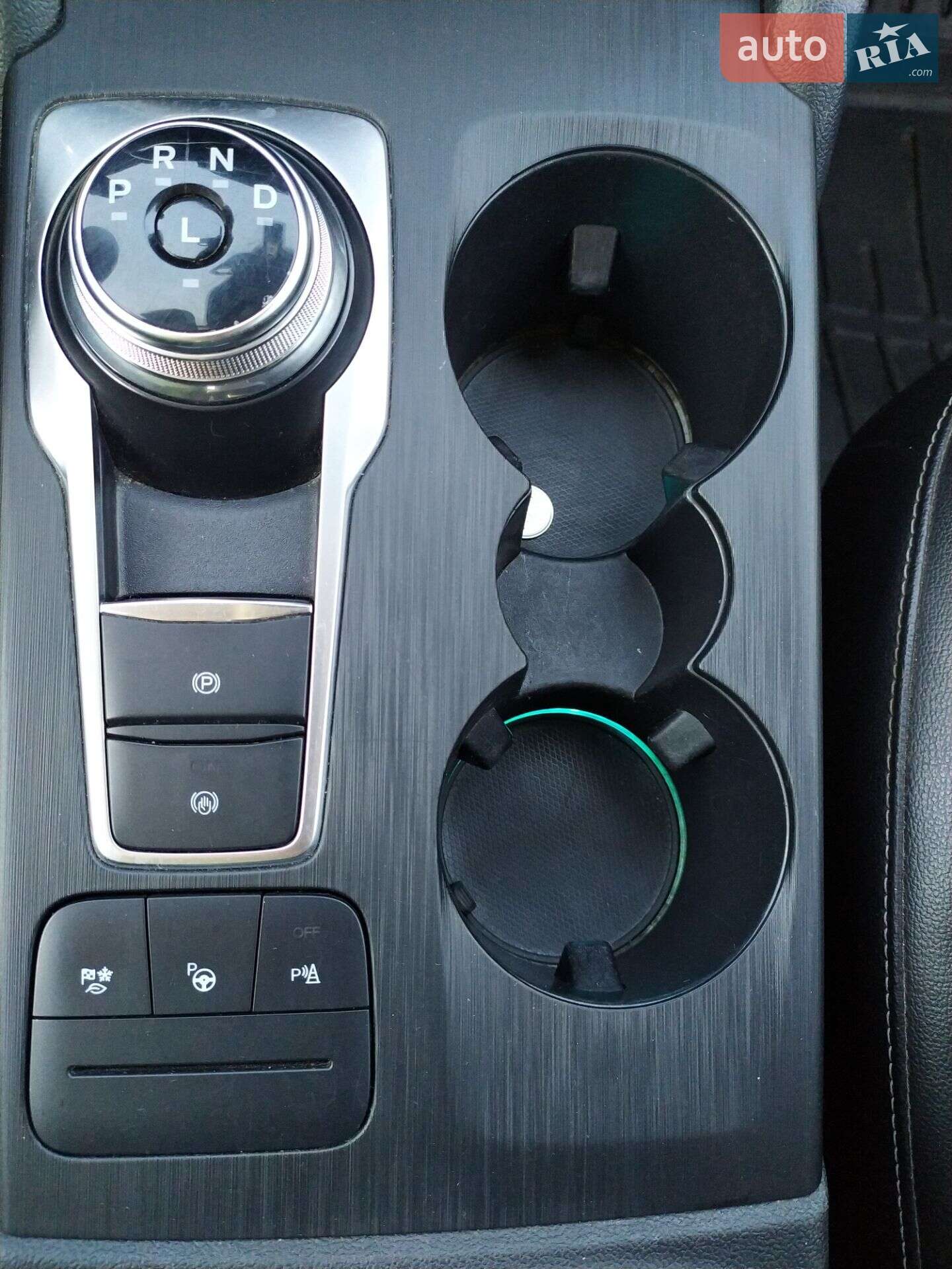 Ford Escape 2020 VIN 1FMCU9DZ2LUB26545 фото оголошення 34 з 96