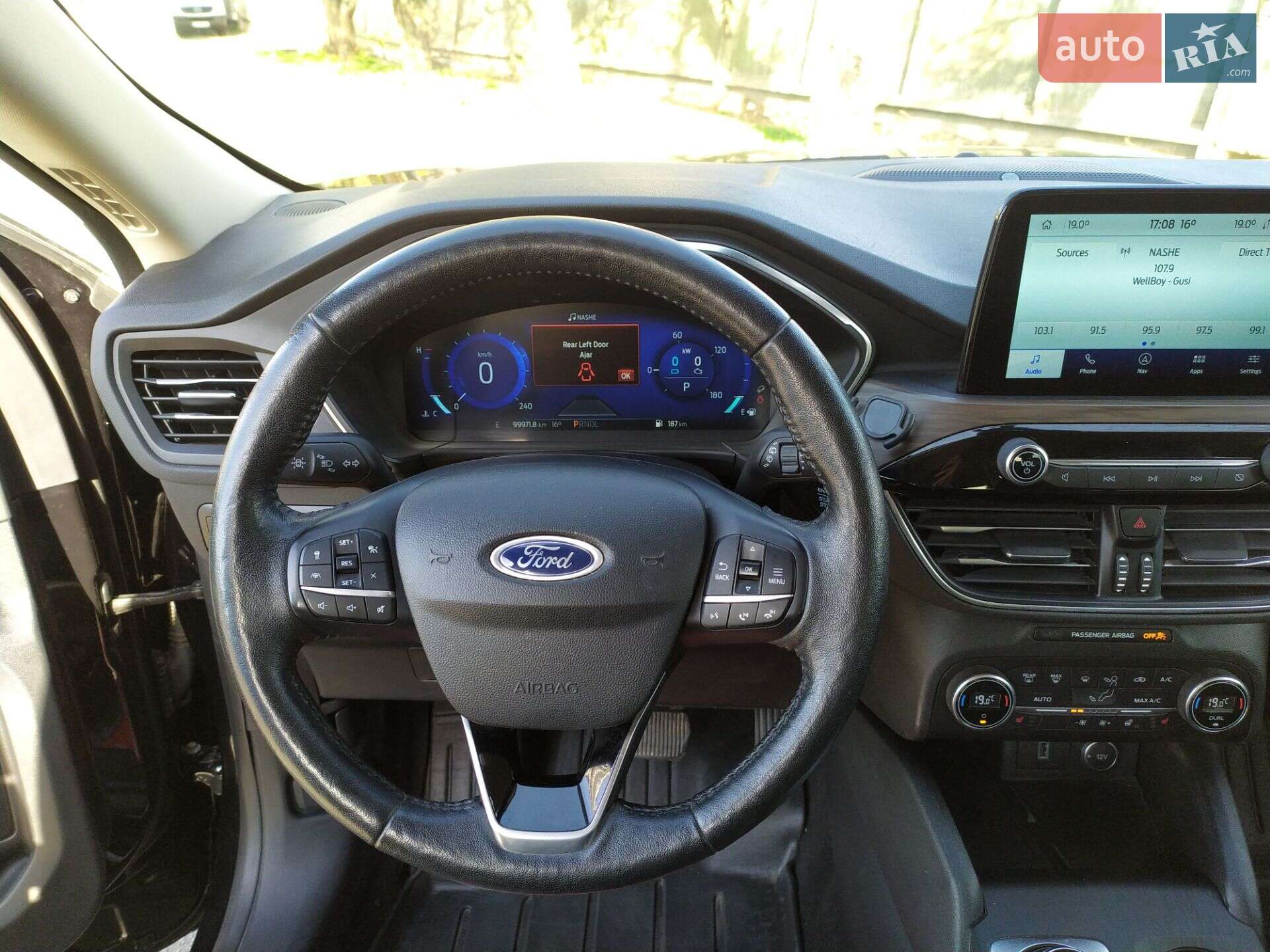Ford Escape 2020 VIN 1FMCU9DZ2LUB26545 фото оголошення 47 з 96