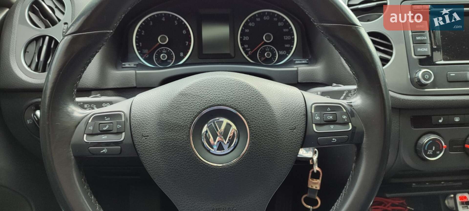 Volkswagen Tiguan 2012 VIN WVGAV7AX3DW558532 фото оголошення 23 з 31