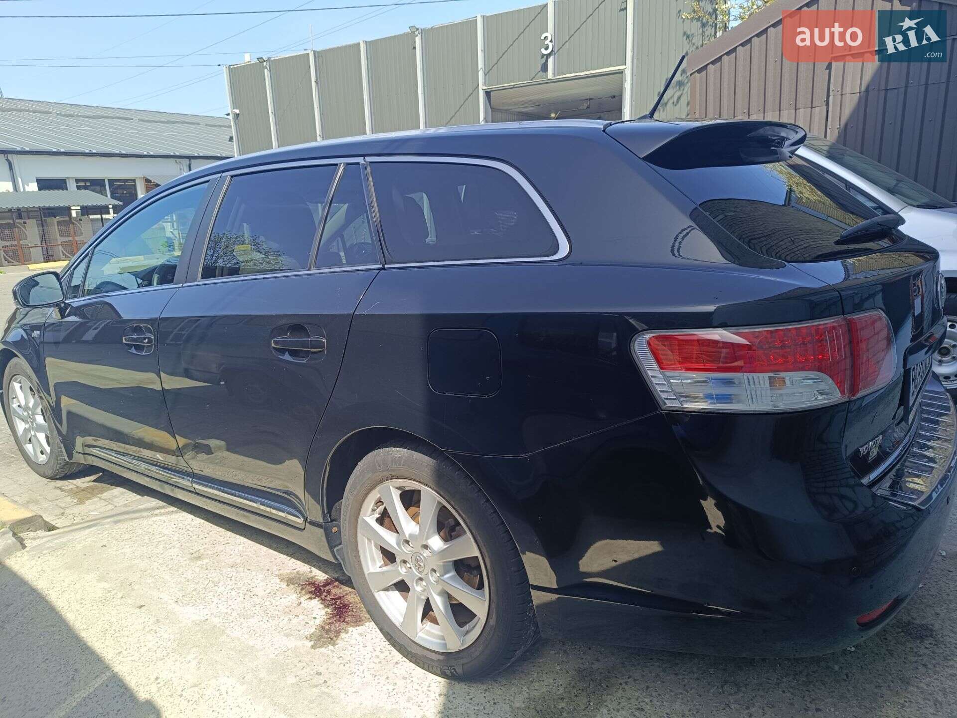 Toyota Avensis 2011 VIN SB1EB76L60E027169 фото оголошення 2 з 14