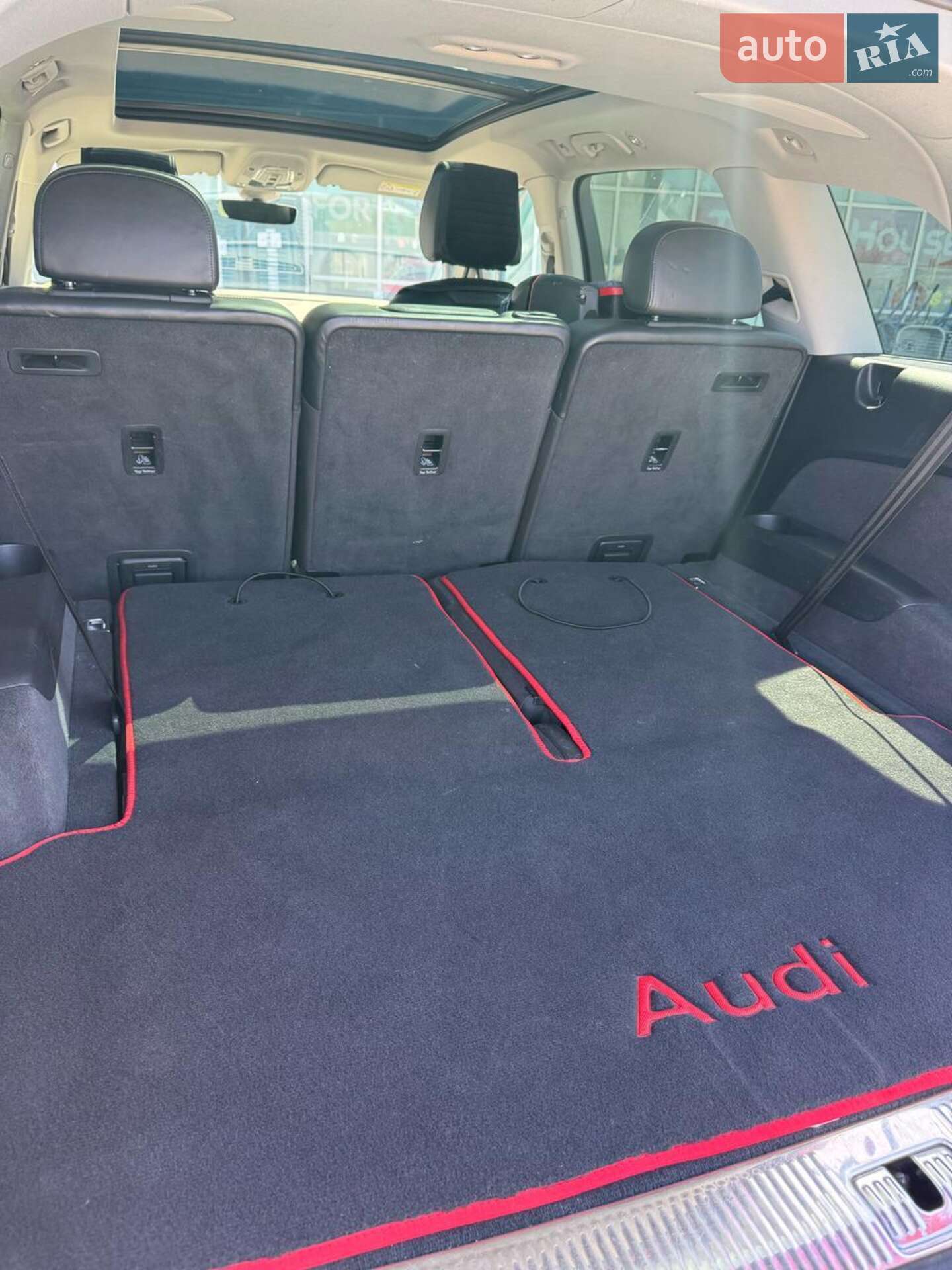 Audi SQ7 2017 VIN WAUZZZ4M6JD007928 фото оголошення 2 з 32