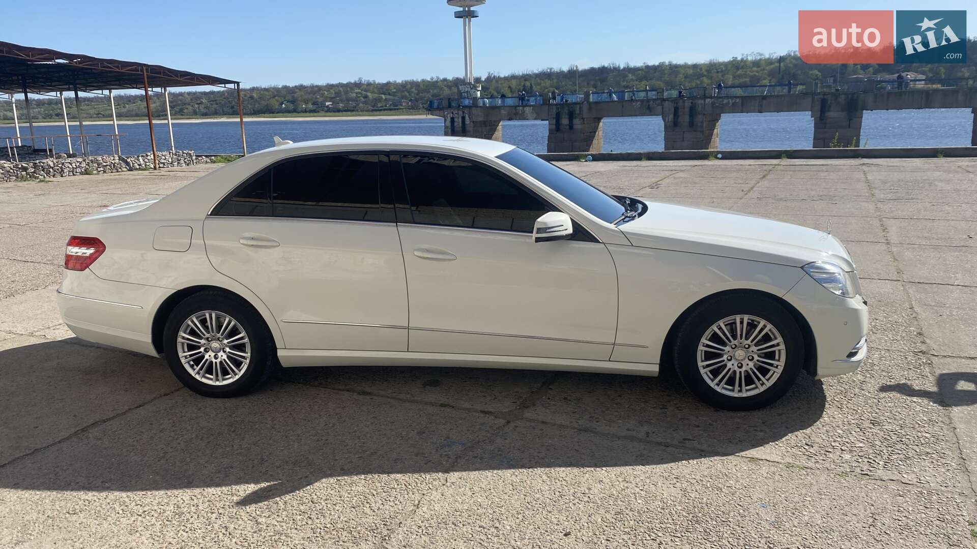 Mercedes-Benz E-Class 2010 VIN WDD2120481A272681 фото оголошення 5 з 17