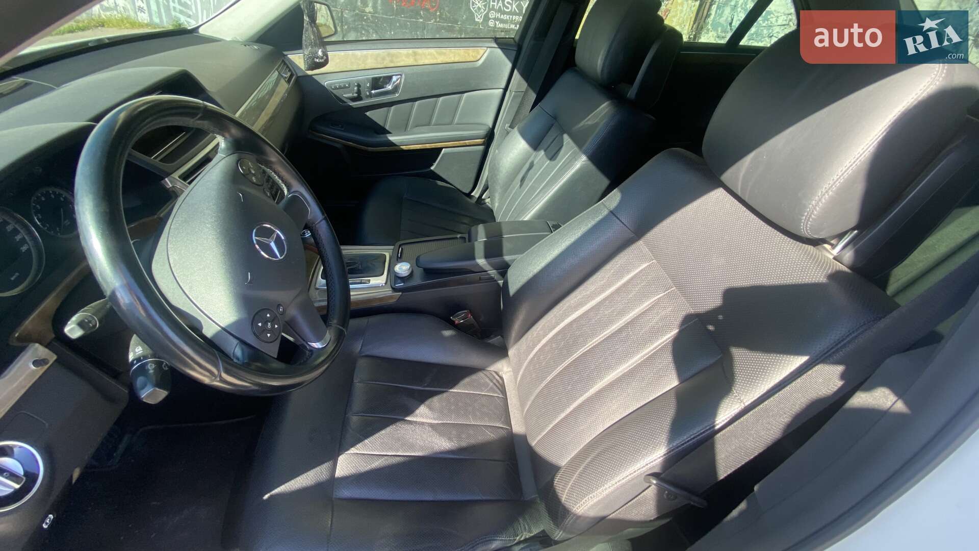 Mercedes-Benz E-Class 2010 VIN WDD2120481A272681 фото оголошення 7 з 17