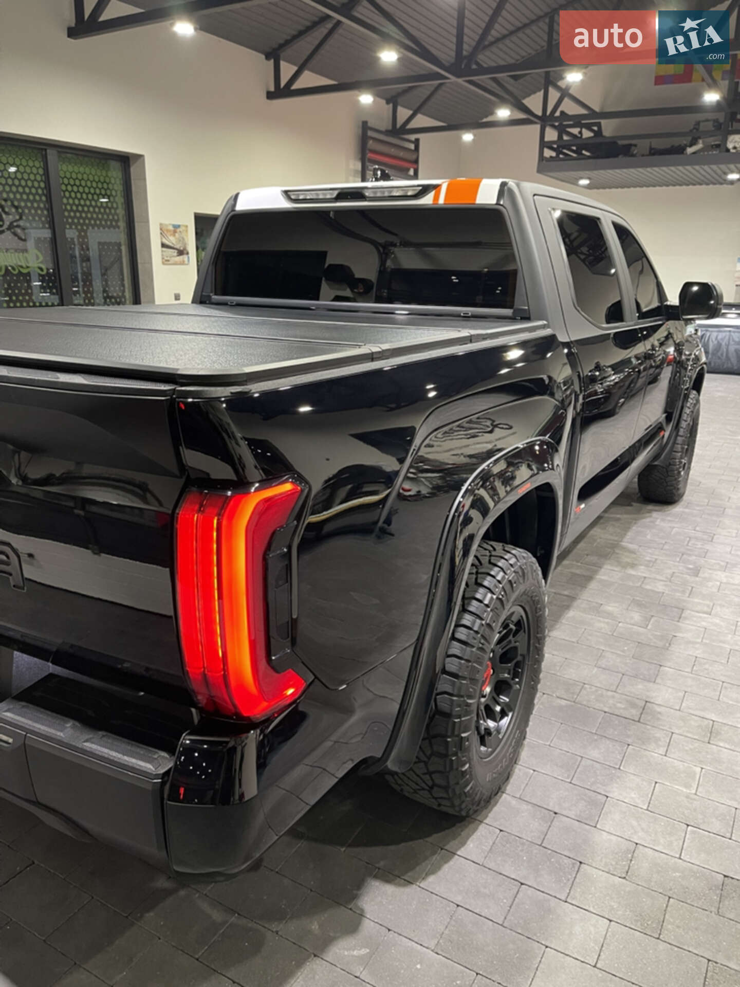Toyota Tundra 2022 VIN 5TFLA5DB6NX053142 фото оголошення 19 з 52