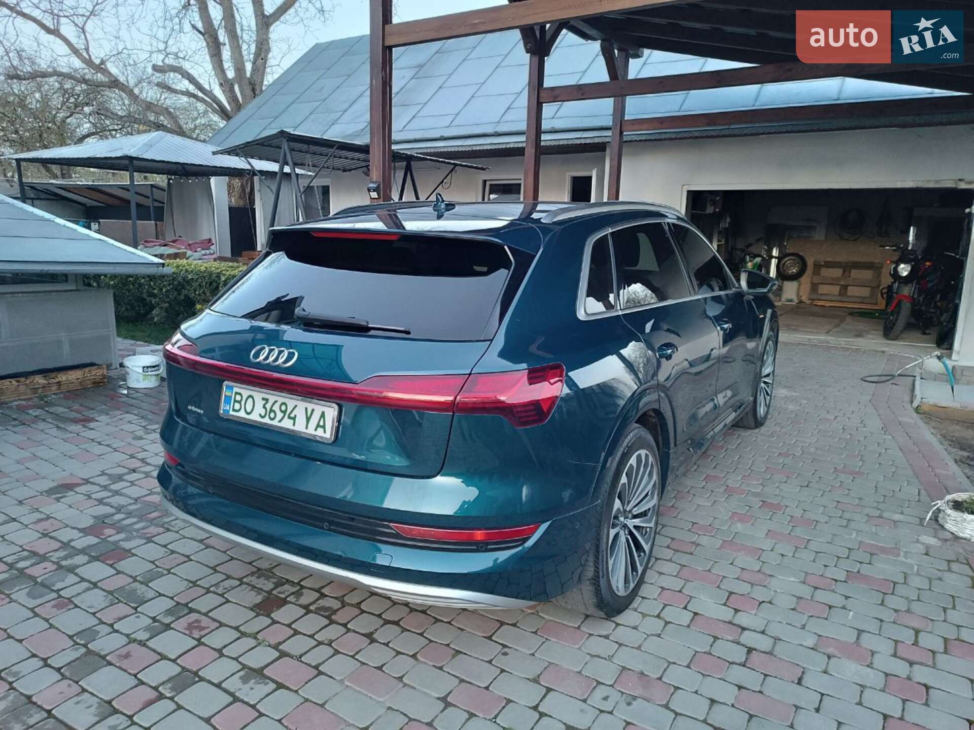 Audi e-tron 2019 VIN WA1VAAGE2KB025011 фото оголошення 13 з 52