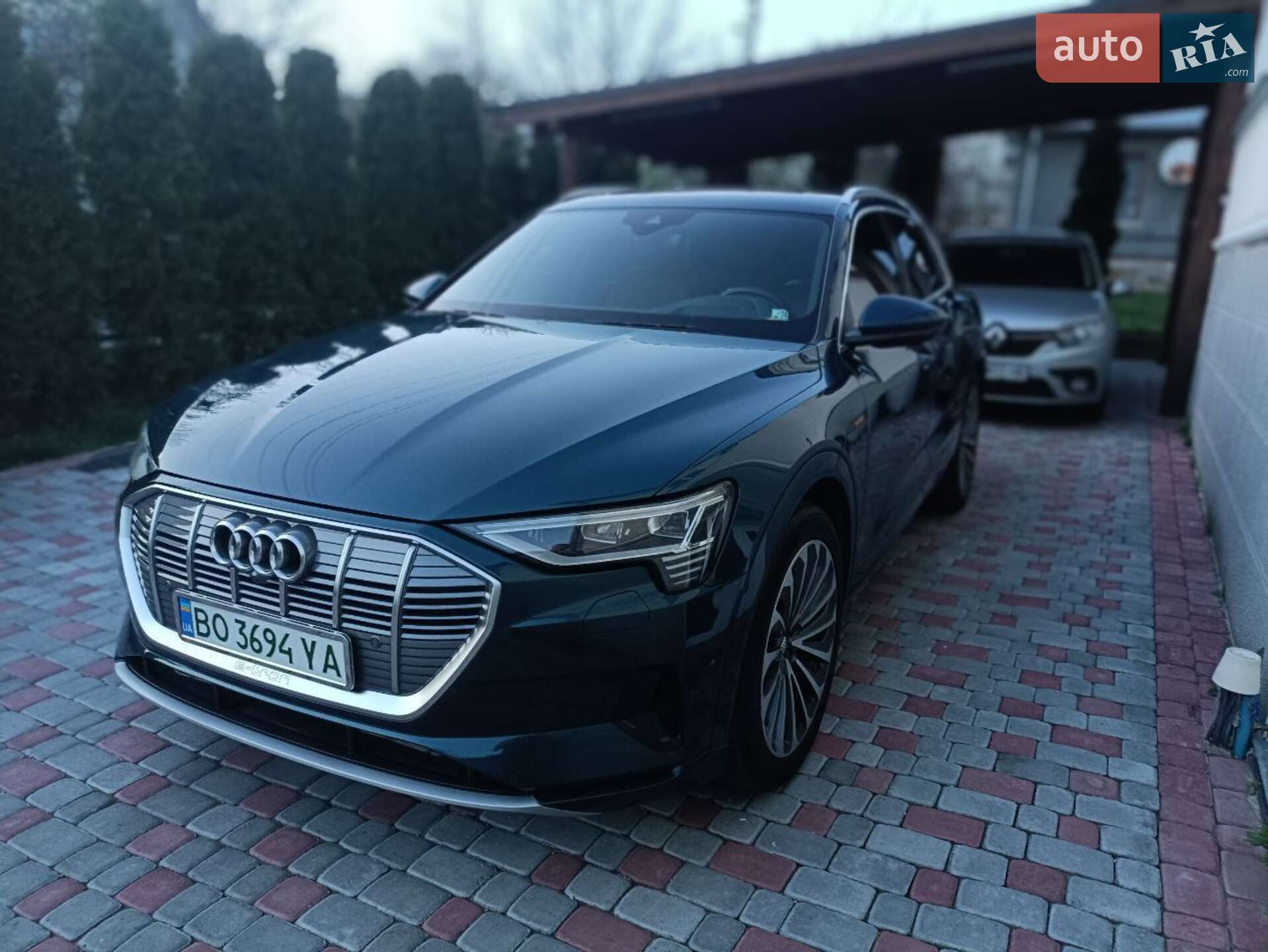 Audi e-tron 2019 VIN WA1VAAGE2KB025011 фото оголошення 19 з 52
