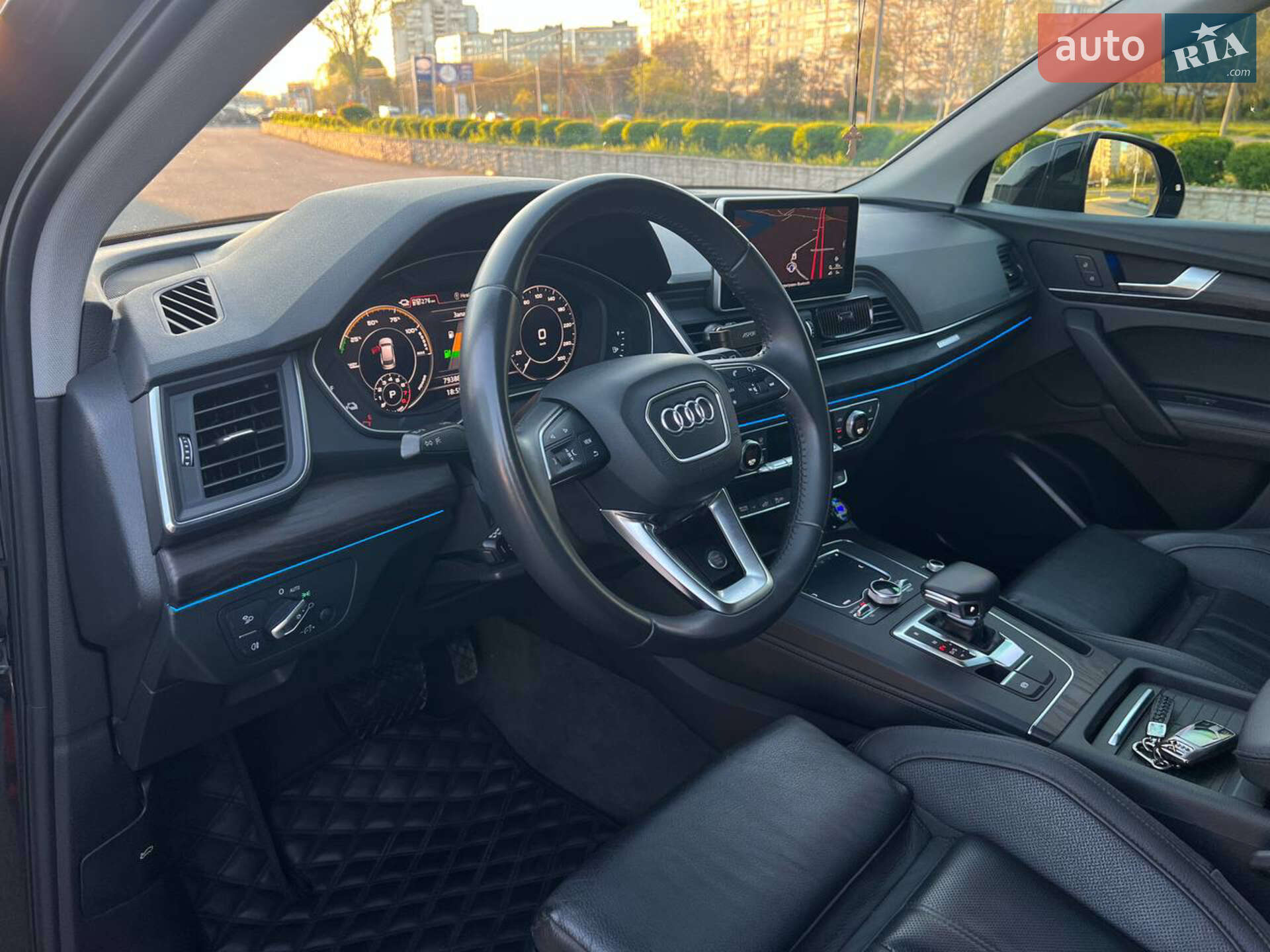 Audi Q5 2019 VIN WA1E2AFY7L2045622 фото оголошення 9 з 19