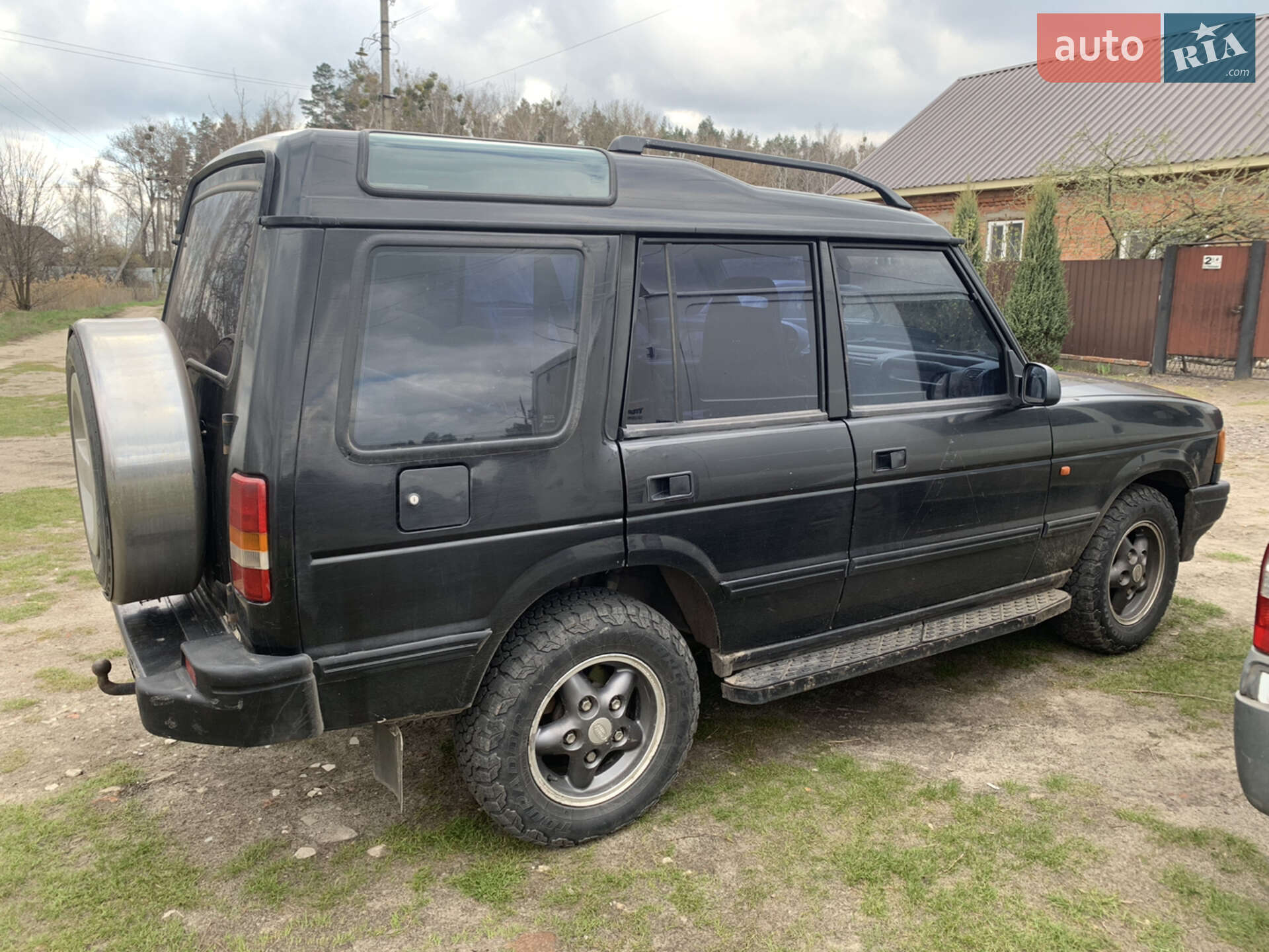 Land Rover Discovery 1996 VIN SALLJGMM8TA511083 фото оголошення 3 з 13