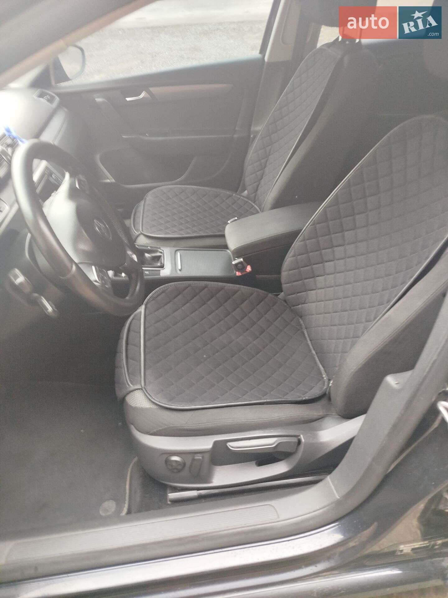 Volkswagen Passat 2011 VIN WVWZZZ3CZBE342619 фото оголошення 16 з 28