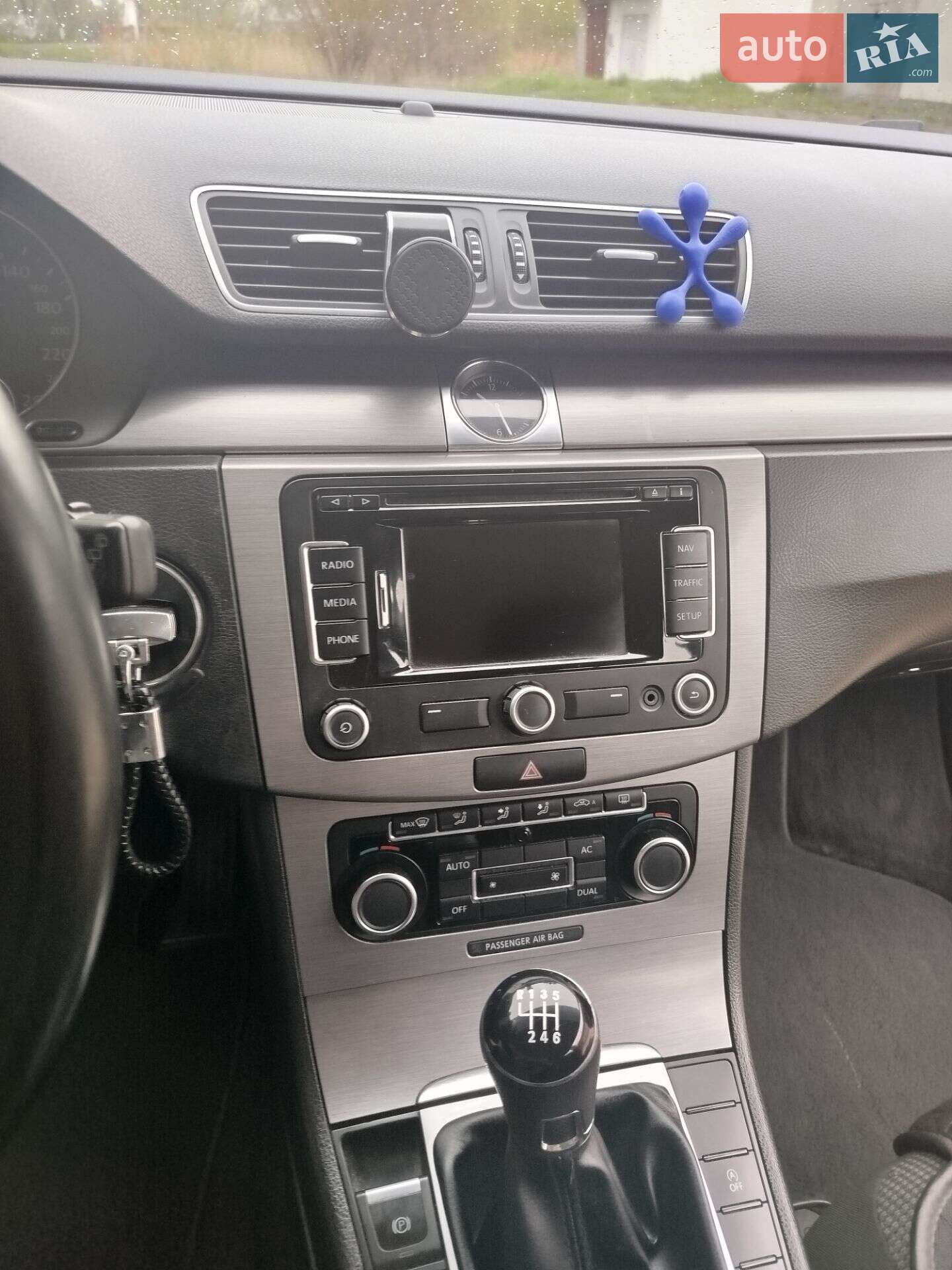 Volkswagen Passat 2011 VIN WVWZZZ3CZBE342619 фото оголошення 18 з 28