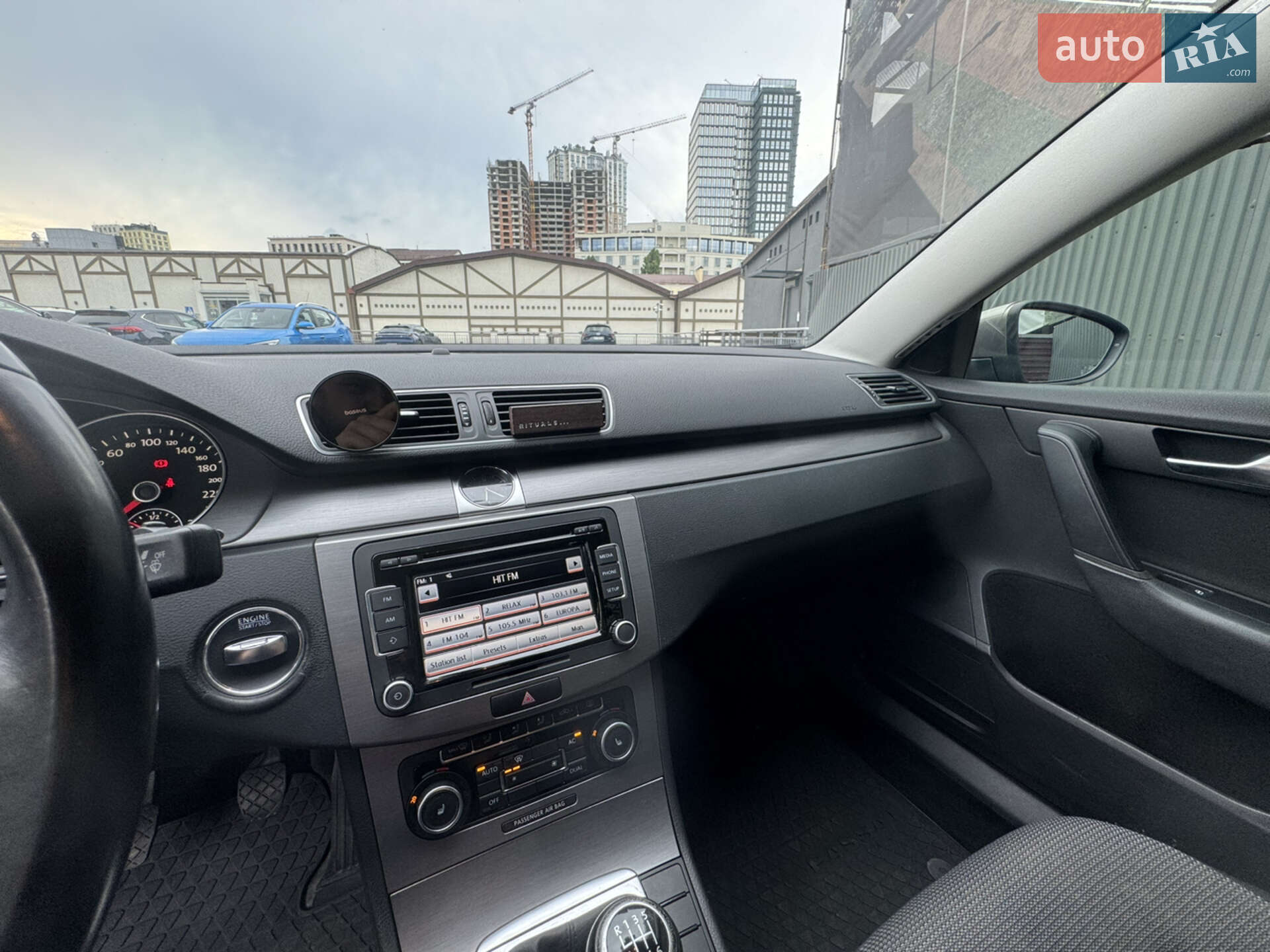 Volkswagen Passat 2011 VIN WVWZZZ3CZBP307832 фото оголошення 13 з 18