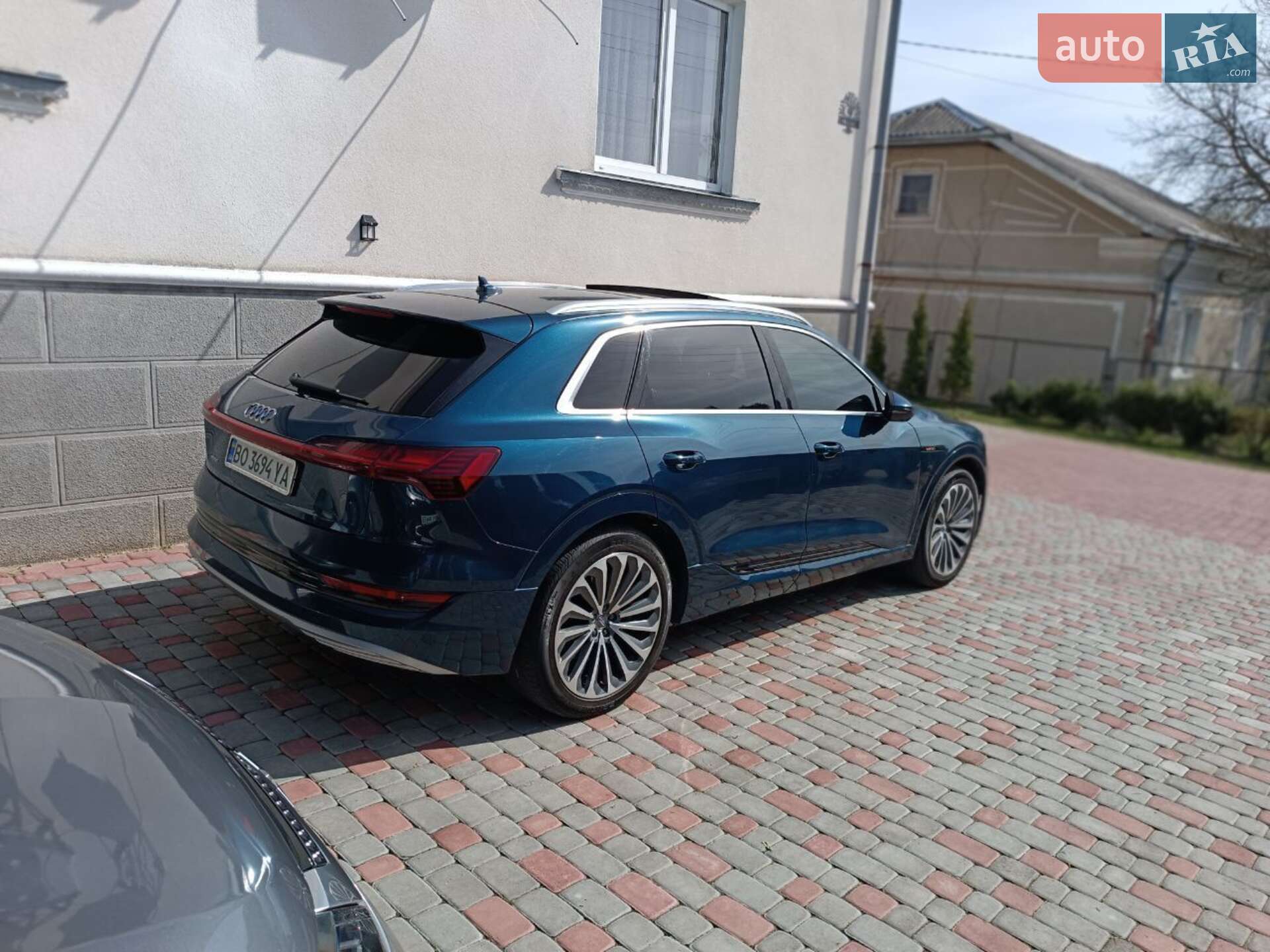 Audi e-tron 2019 VIN WA1VAAGE2KB025011 фото оголошення 132 з 150