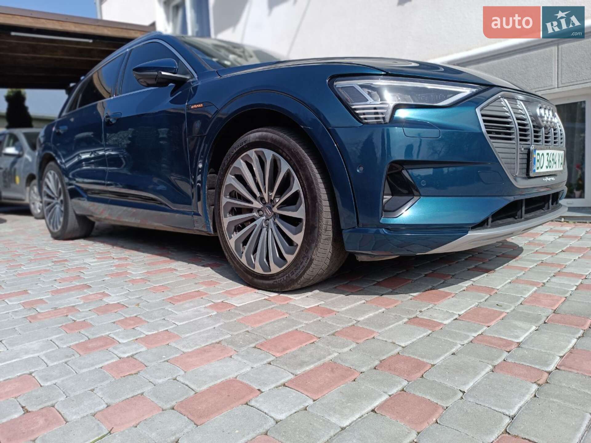 Audi e-tron 2019 VIN WA1VAAGE2KB025011 фото оголошення 134 з 150
