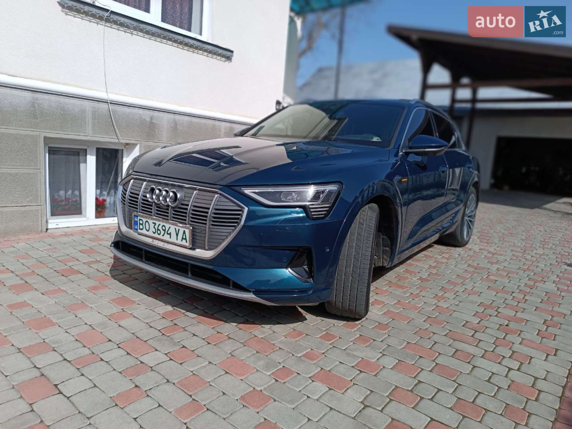 Audi e-tron 2019 VIN WA1VAAGE2KB025011 фото оголошення 150 з 150