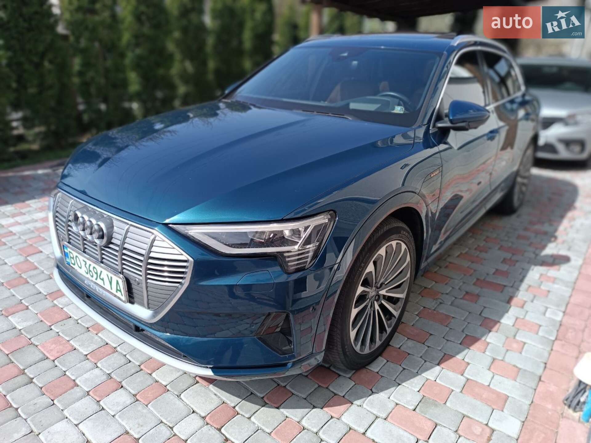 Audi e-tron 2019 VIN WA1VAAGE2KB025011 фото оголошення 145 з 150