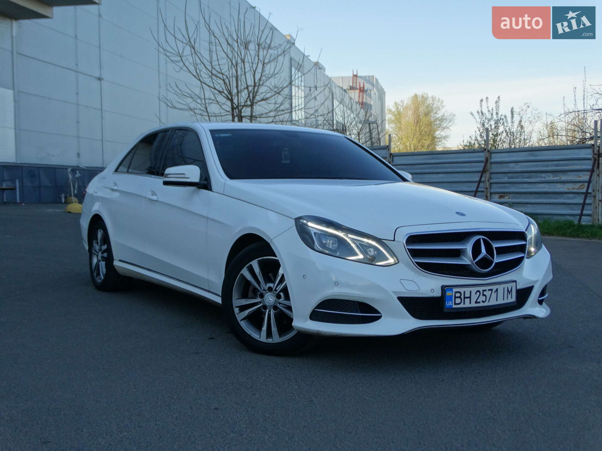 Mercedes-Benz E-Class 2013 VIN WDD2120021A803091 фото оголошення 4 з 17