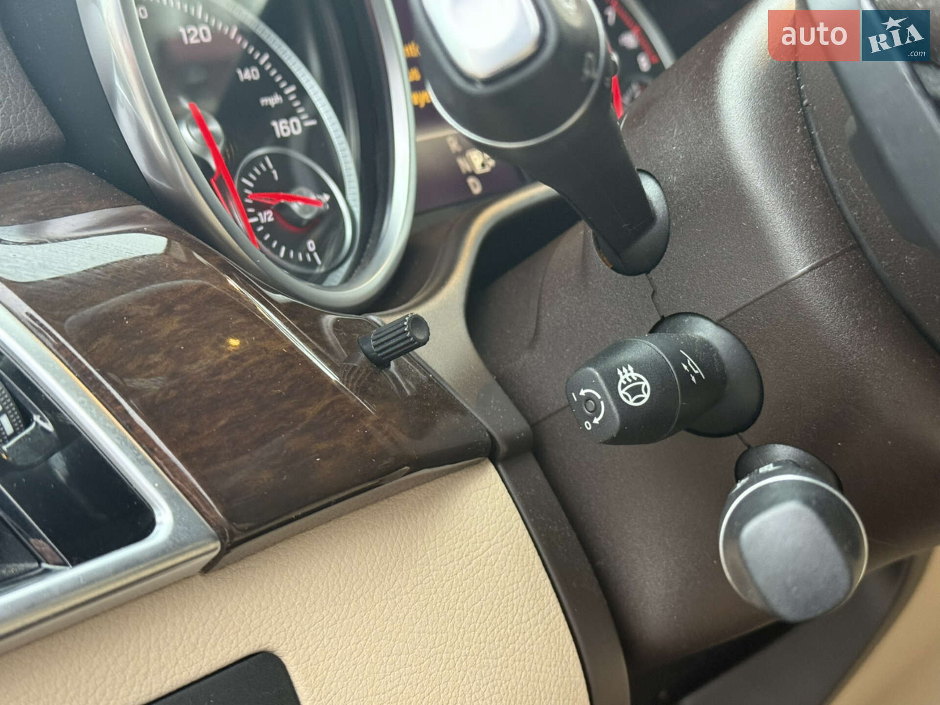 Mercedes-Benz GLE-Class 2015 VIN 4JGDA5HB3GA682115 фото оголошення 24 з 39