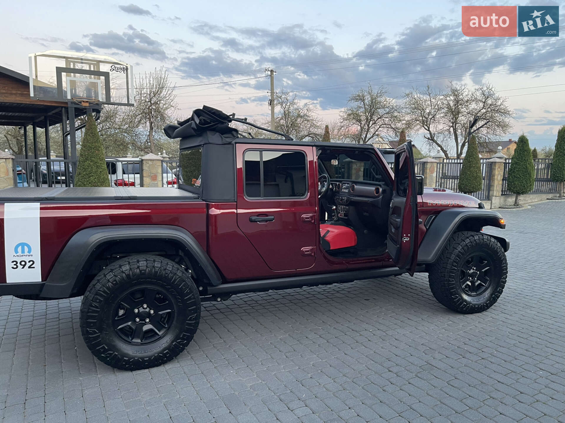 Jeep Gladiator 2021 VIN 1C6JJTEG2ML559862 фото оголошення 14 з 34