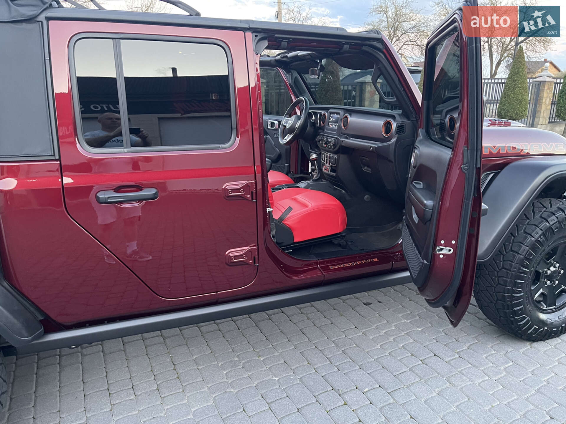 Jeep Gladiator 2021 VIN 1C6JJTEG2ML559862 фото оголошення 17 з 34