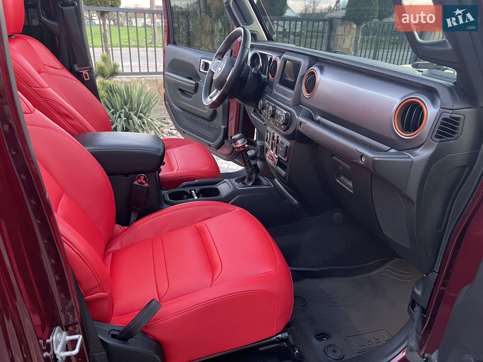 Jeep Gladiator 2021 VIN 1C6JJTEG2ML559862 фото оголошення 27 з 34