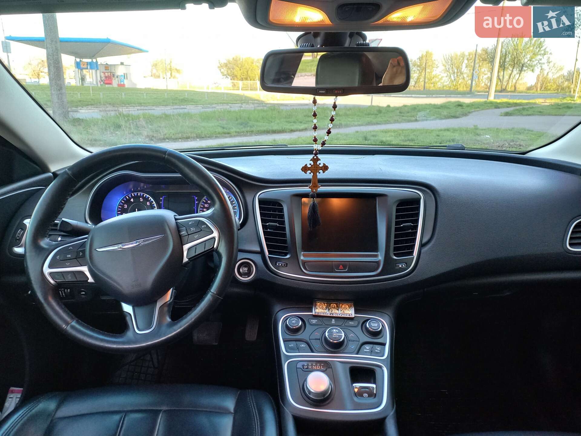Chrysler 200 2015 VIN 1C3CCCAB5GN157739 фото оголошення 18 з 36