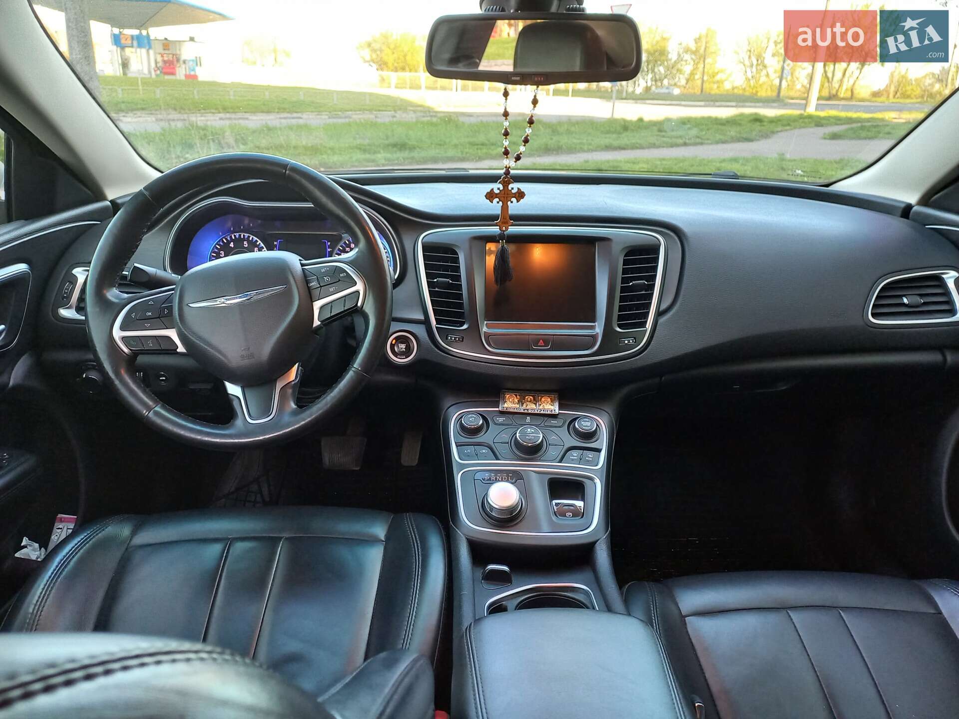 Chrysler 200 2015 VIN 1C3CCCAB5GN157739 фото оголошення 19 з 36