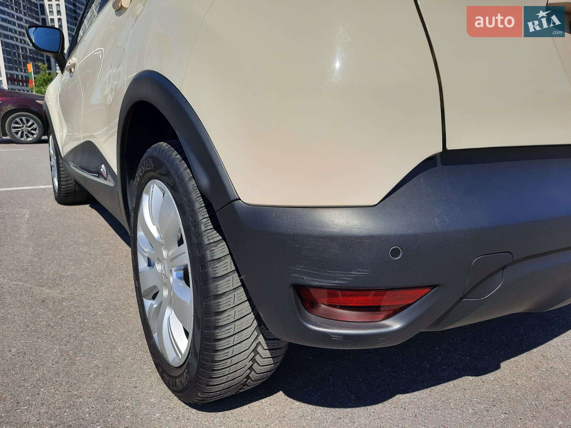 Renault Captur 2015 VIN VF12R401E53277235 фото оголошення 14 з 18
