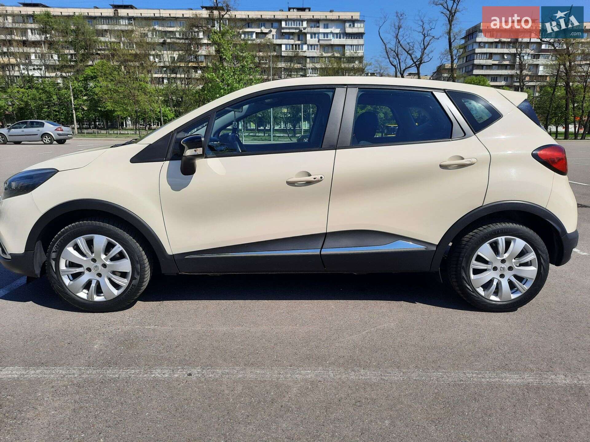 Renault Captur 2015 VIN VF12R401E53277235 фото оголошення 17 з 18