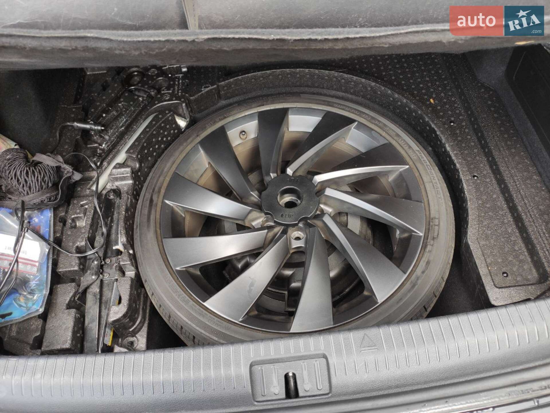 Volkswagen Arteon 2019 VIN WVWTR7AN4KE029514 фото оголошення 6 з 9